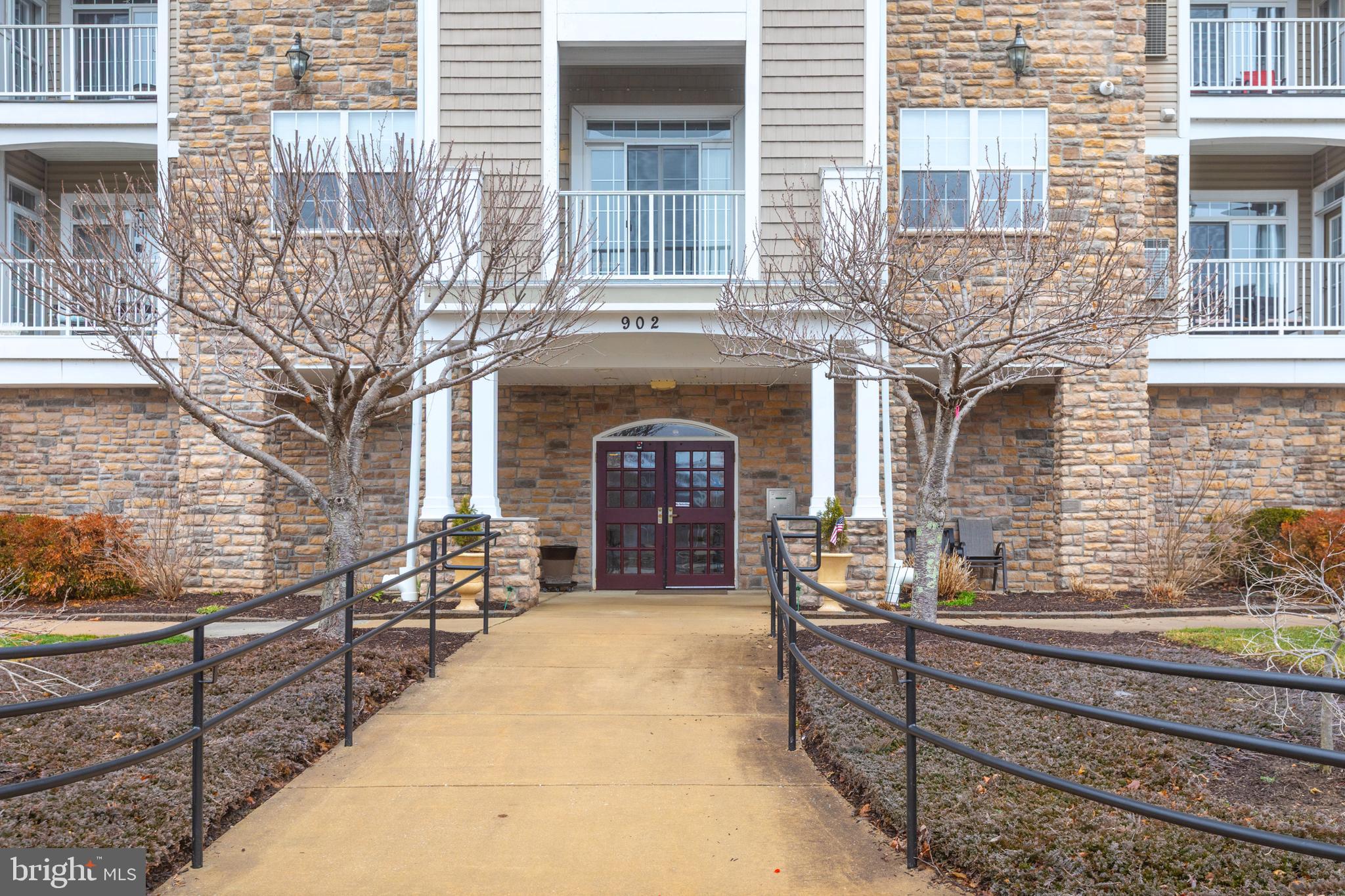 MACPHAIL WOODS - Residential