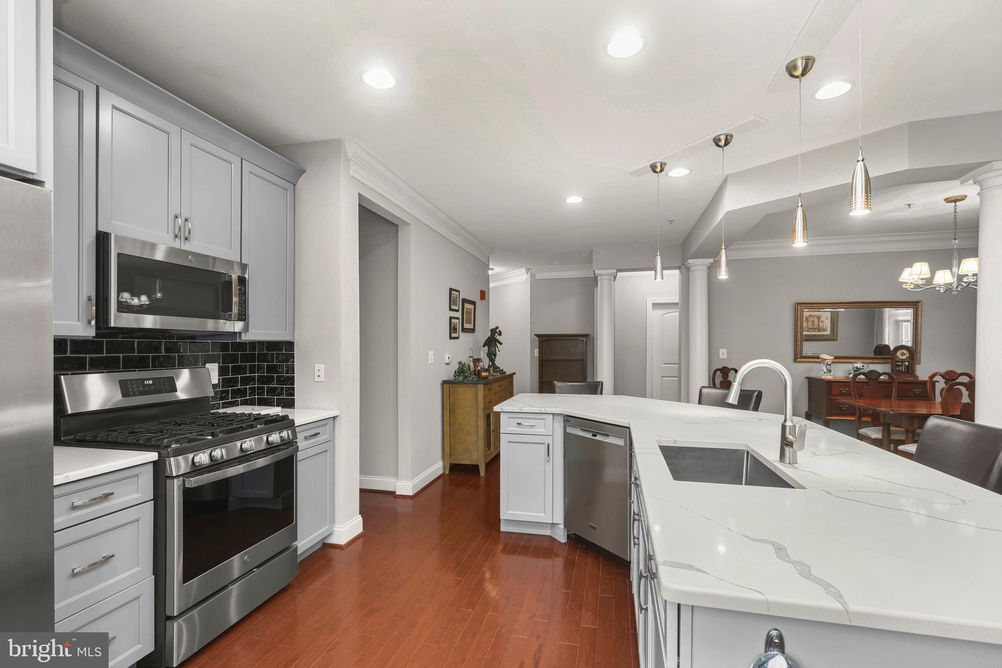 MACPHAIL WOODS - Residential