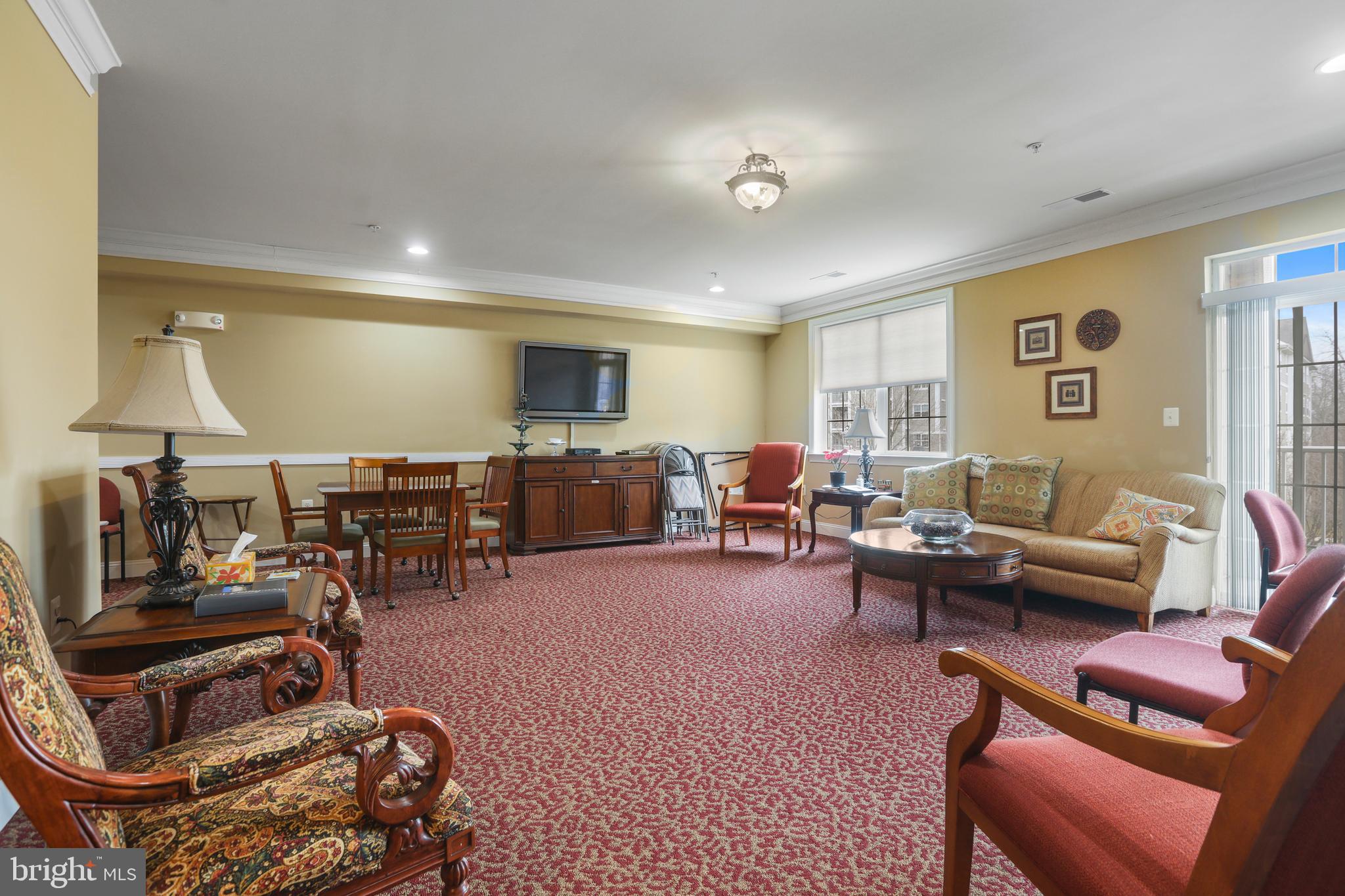 MACPHAIL WOODS - Residential