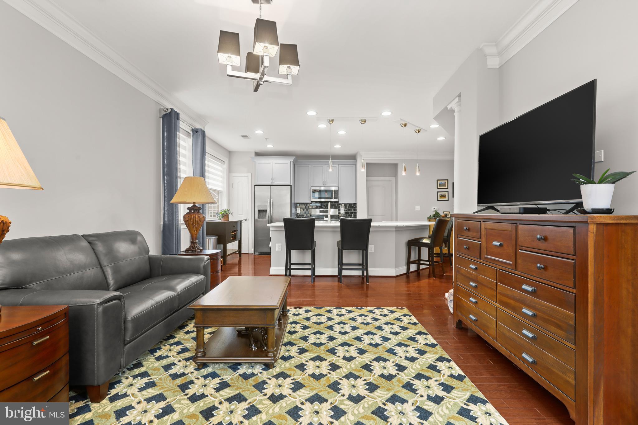 MACPHAIL WOODS - Residential