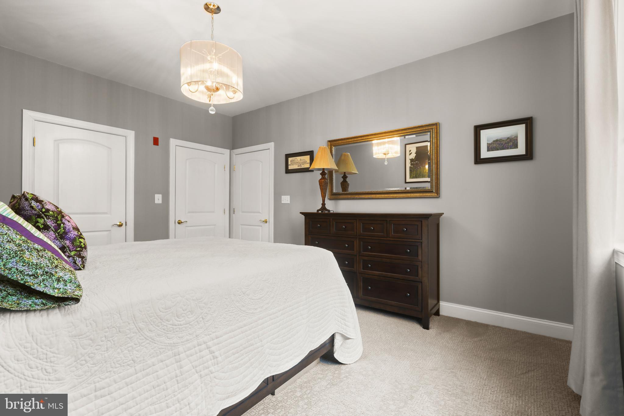 MACPHAIL WOODS - Residential