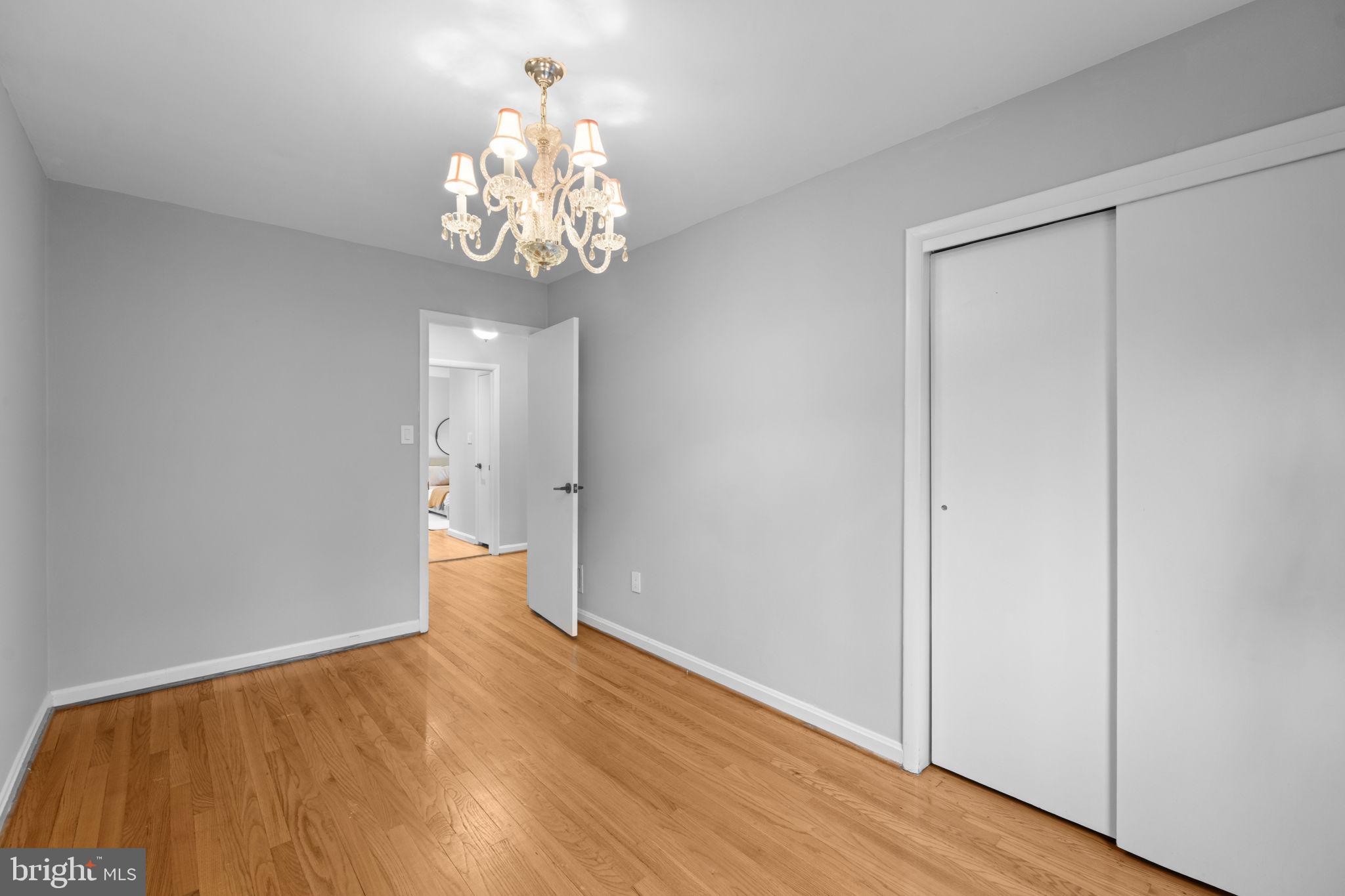 CHEVY CHASE - Residential