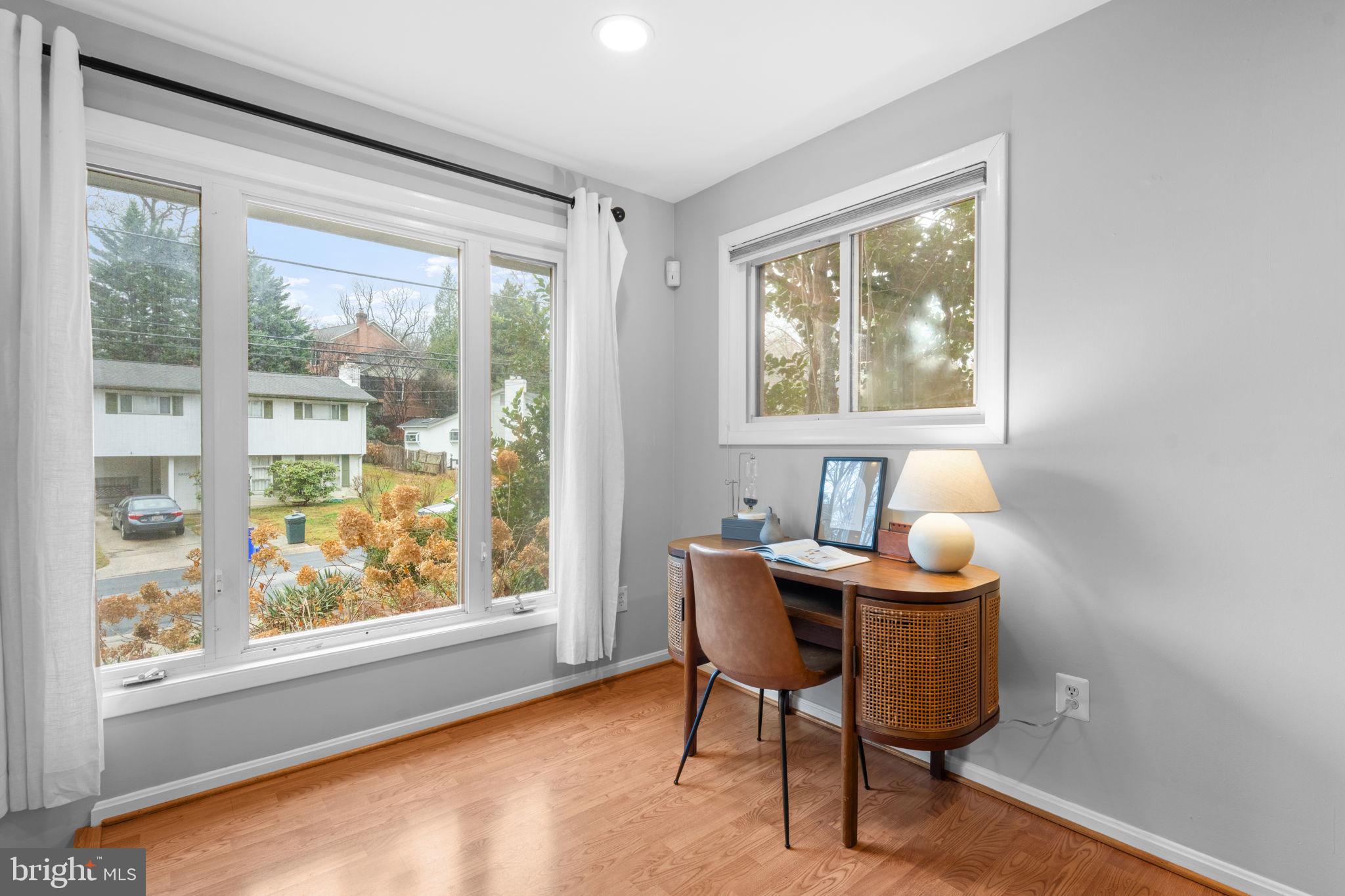 CHEVY CHASE - Residential