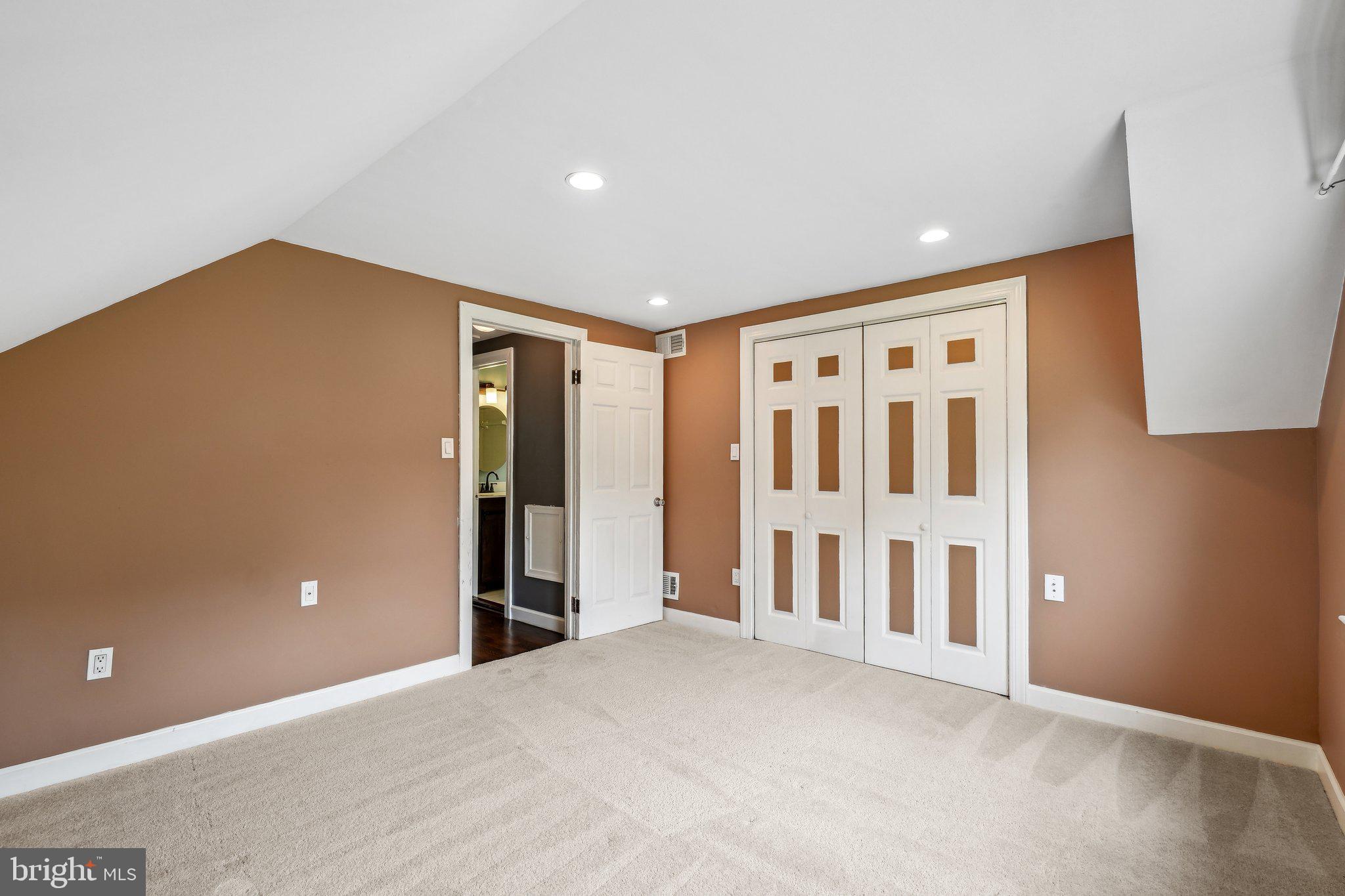 DALE CITY - Residential Lease