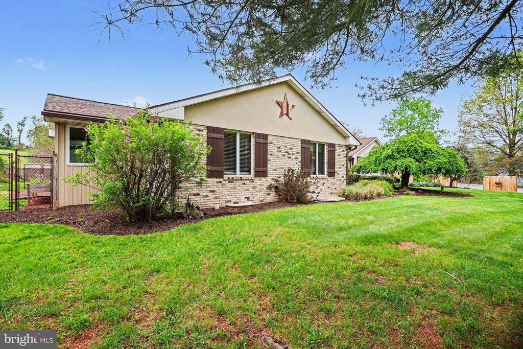 Photo of 1346 Bair Road, BAINBRIDGE, PA 17502 (MLS # PALA2087280)
