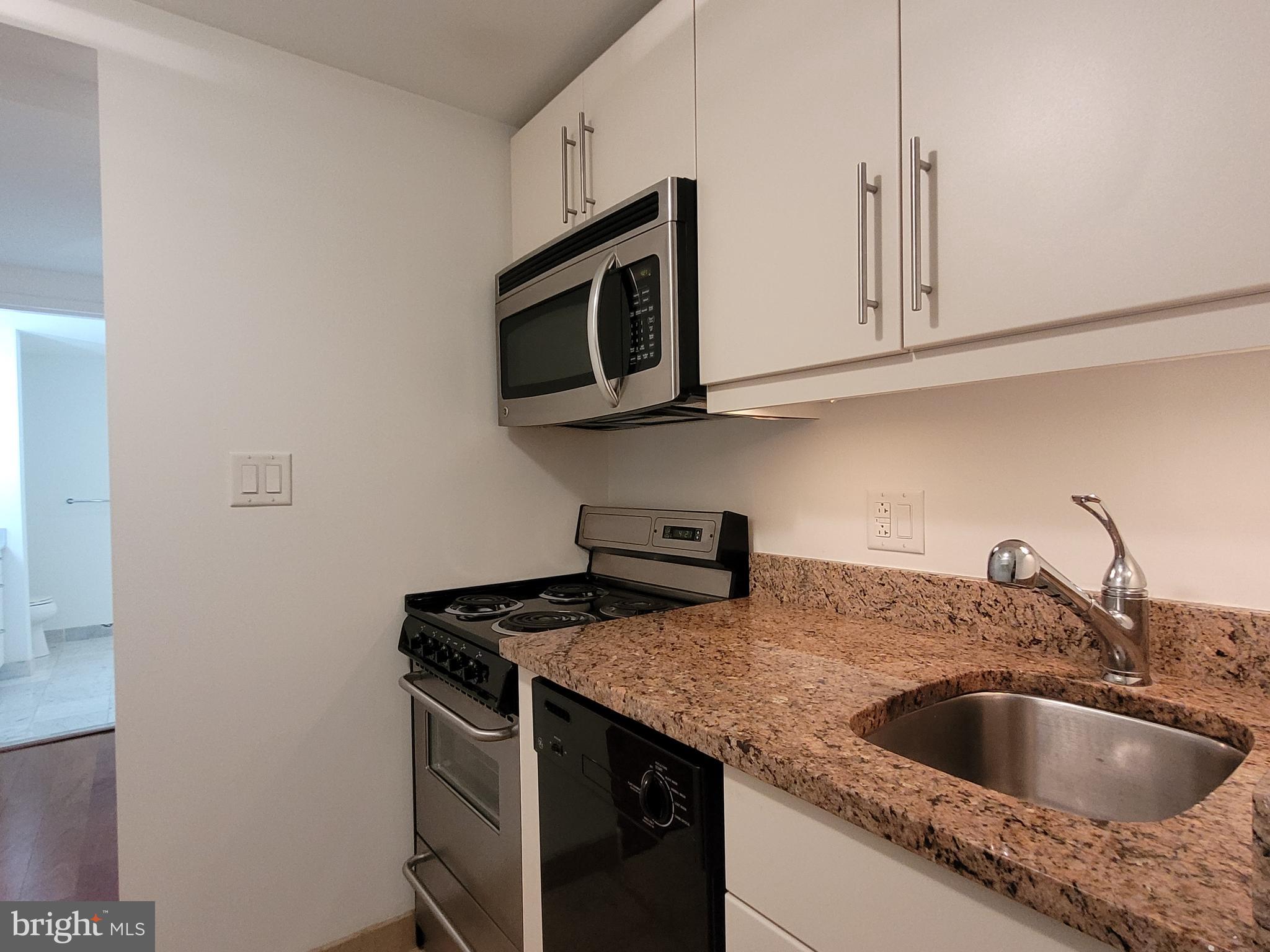 RITTENHOUSE SQUARE - Residential Lease