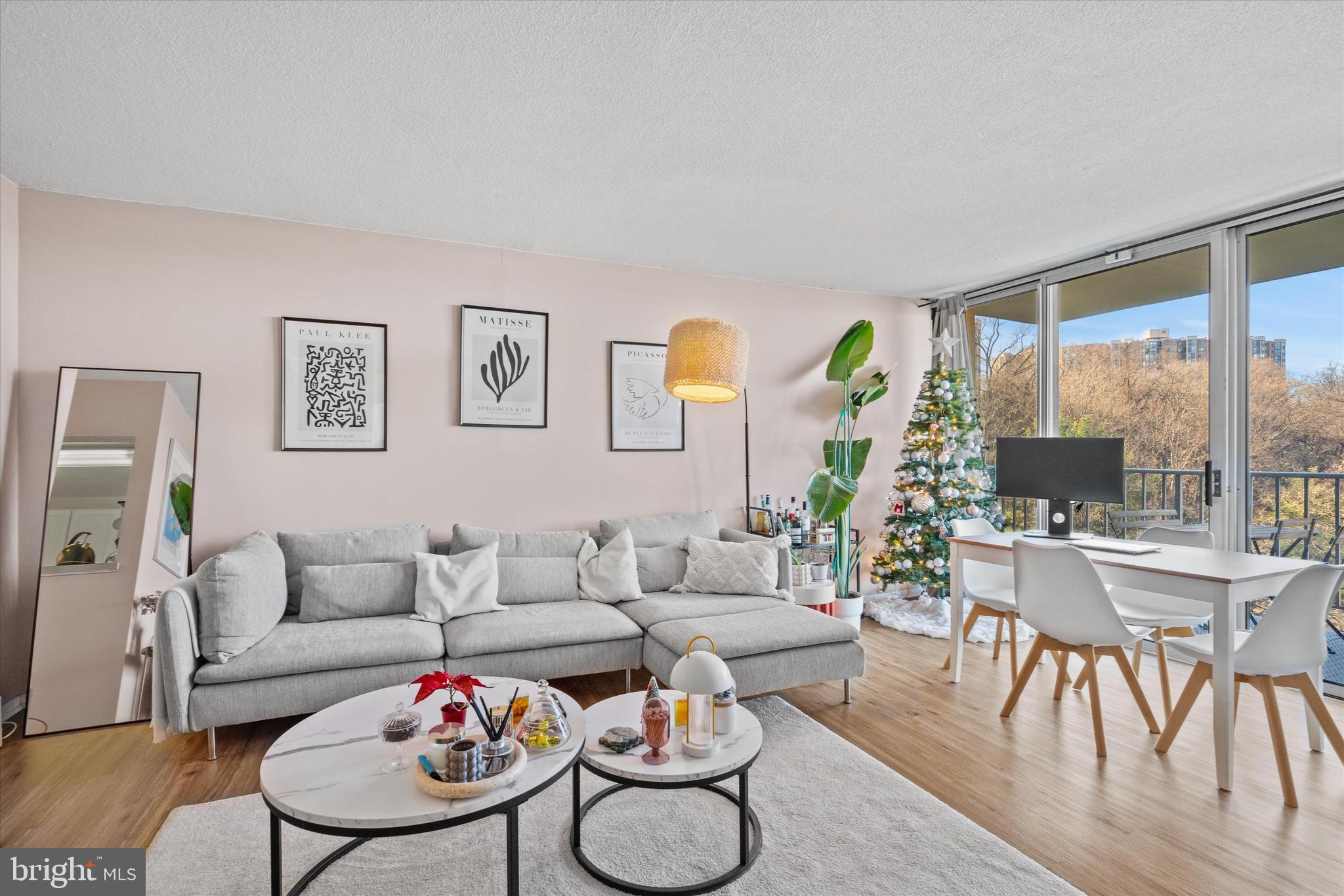 2059 HUNTINGTON AVENUE 1002