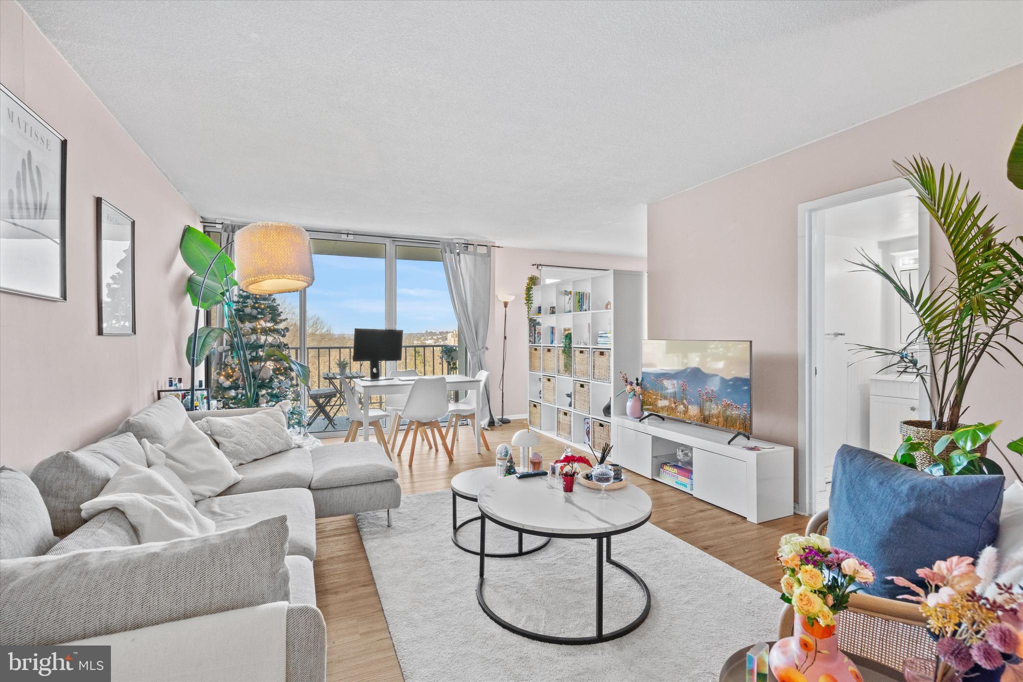 2059 HUNTINGTON AVENUE 1002