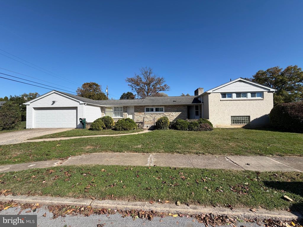 Photo of 1 Colgate Drive, CAMP HILL, PA 17011 (MLS # PACB2047846)
