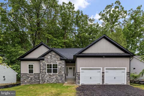 Homes For Sale - 1109 Lakeview Parkway<br/> LOCUST GROVE, VA 22508