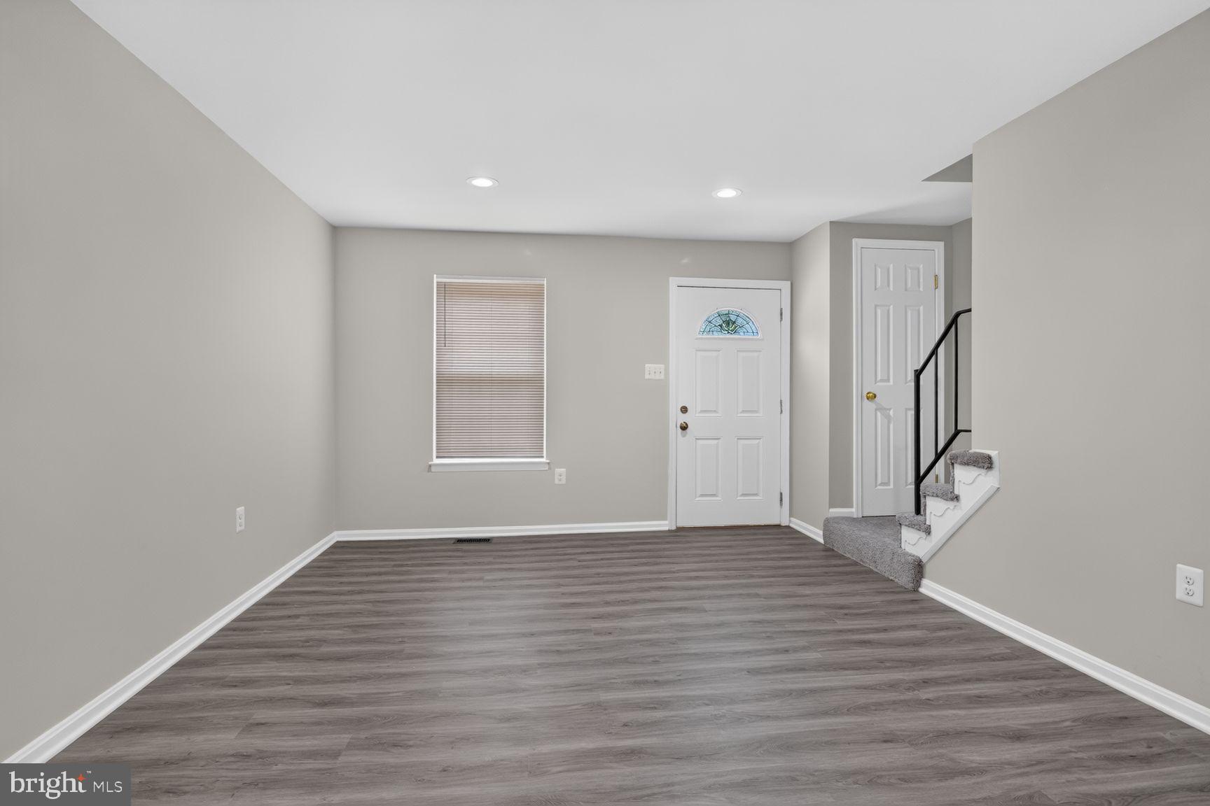 8220 MARLTON COURT
