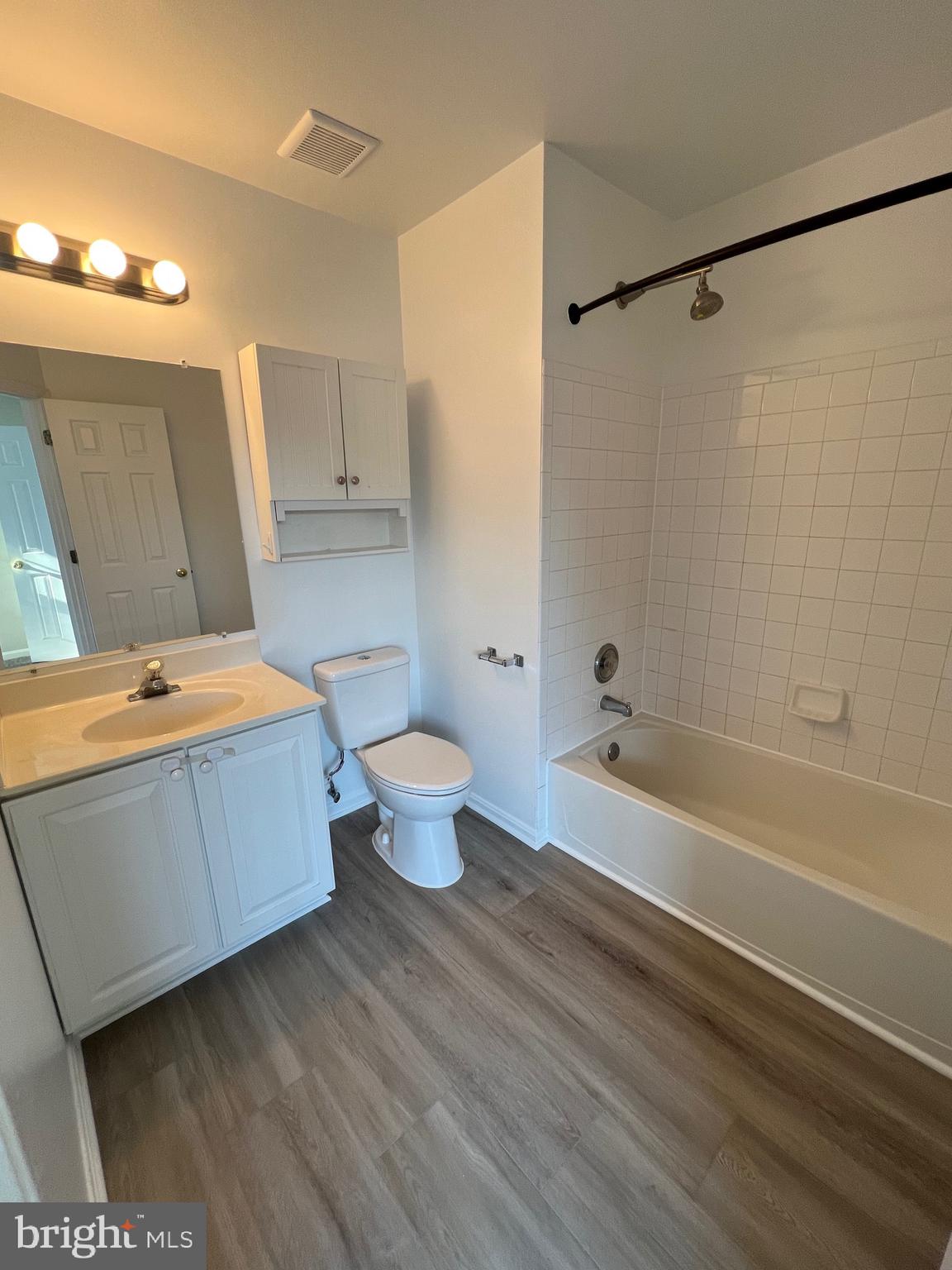 BALLENGER CREEK - Residential Lease