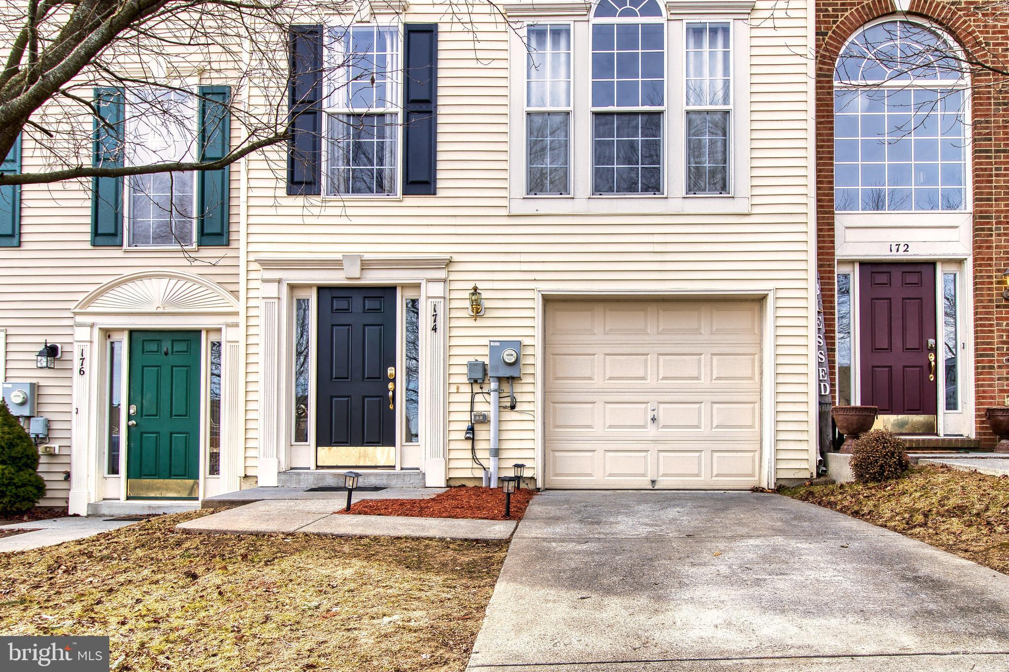 OXBOW ESTATES - Residential