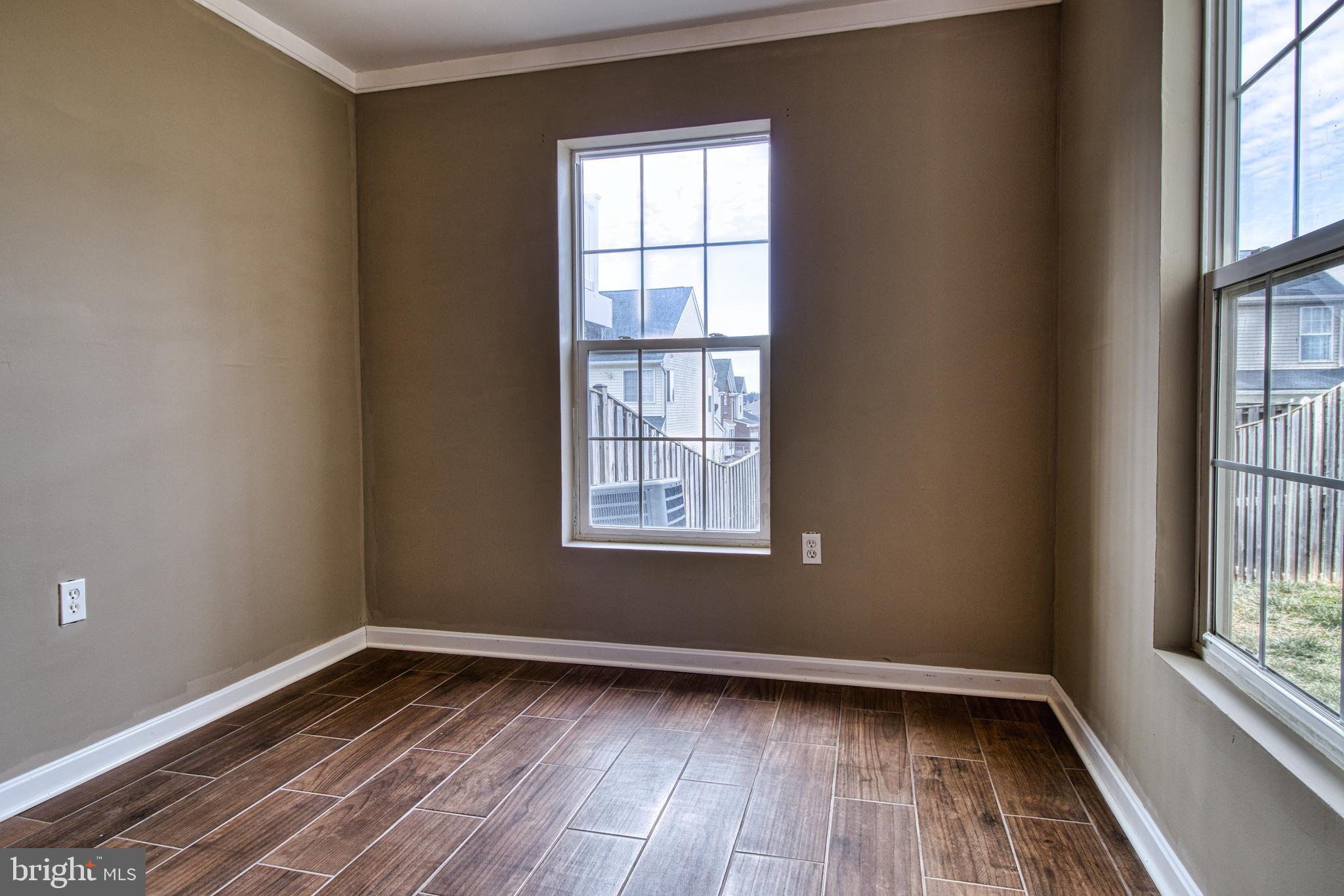 OXBOW ESTATES - Residential