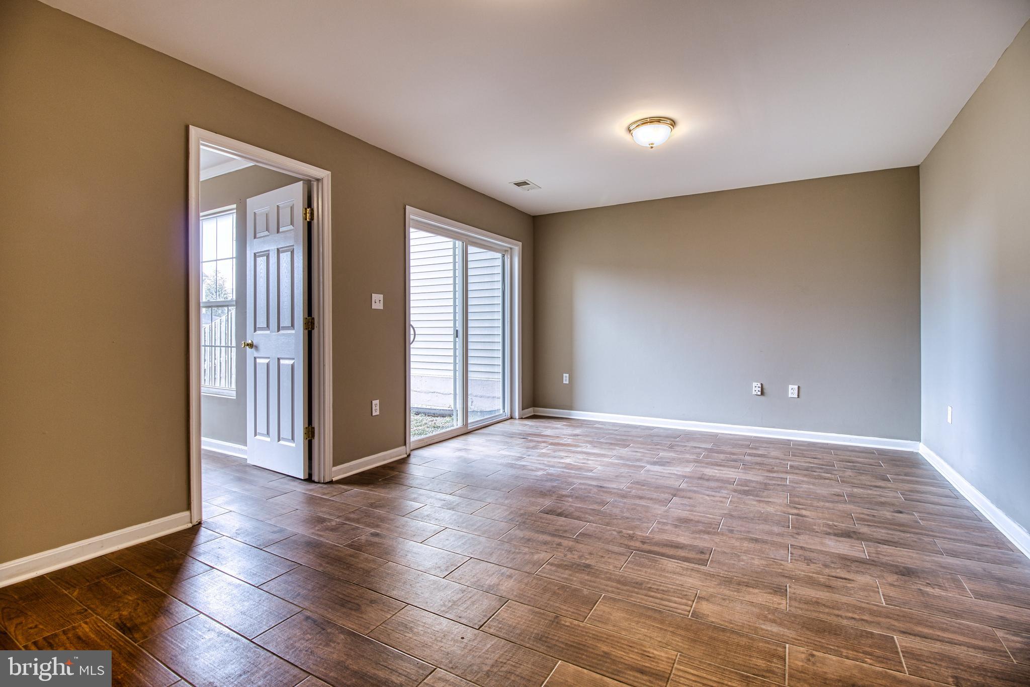 OXBOW ESTATES - Residential