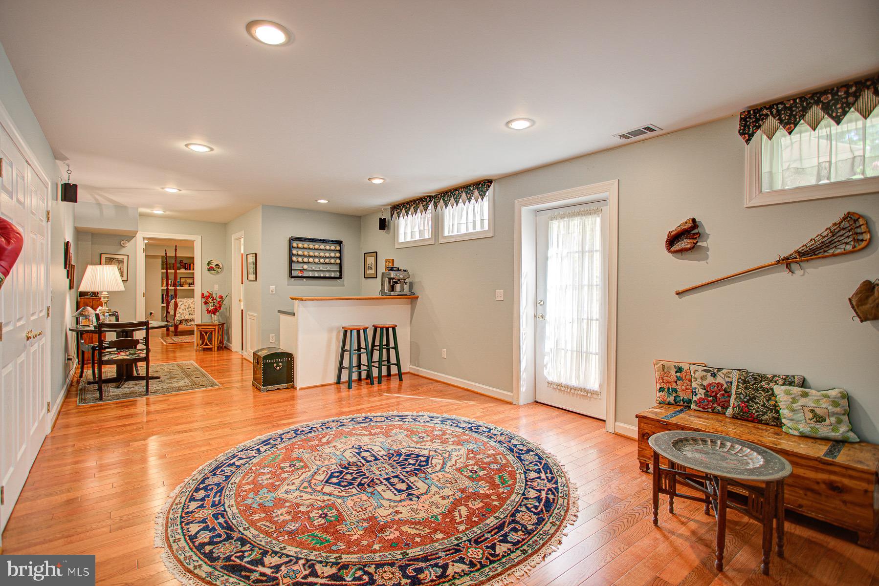 JAMES CREEK - Residential