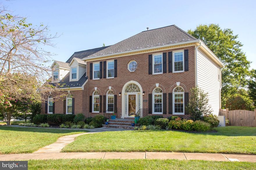 Located in sought-after James Creek, this elegant and beautifully maintained home is situated on a professionally landscaped lot. Step inside to a stunning two-story foyer, gracious living room, oversized dining room with large bay window, and a renovated eat-in kitchen open to the vaulted family room. A glass door leads to a screened-in porch and fully-fenced, rear yard with flagstone patio, perfect for entertaining. The main floor also features an office, powder room, and mudroom with laundry and direct access to the two car, side loading garage. Upstairs, the primary suite boasts a walk-in closet and updated, marble bath with separate soaking tub. Three additional bedrooms and a hall bath complete this floor. The lower level has two rec spaces, wet bar, built-ins, den (currently set up as a guest room), and ample storage. Convenient to every amenity Olney has to offer inlcuding grocery stores, shopping, Starbucks, Salt & Vine, Cava Mezze, OneLife Fitness, Lone Oak Brewery, schools, several parks, tennis courts, trails and commuter routes.