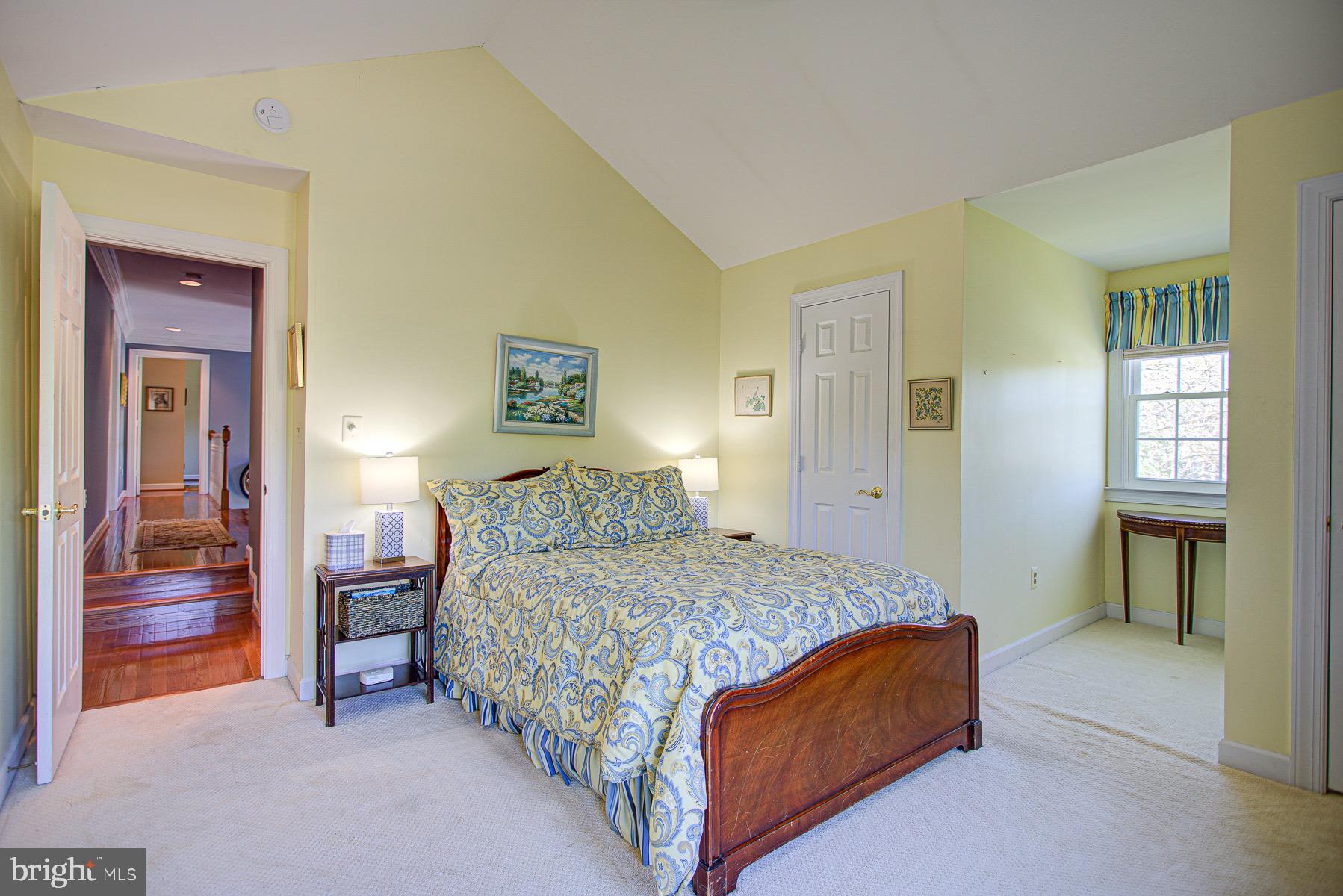 JAMES CREEK - Residential