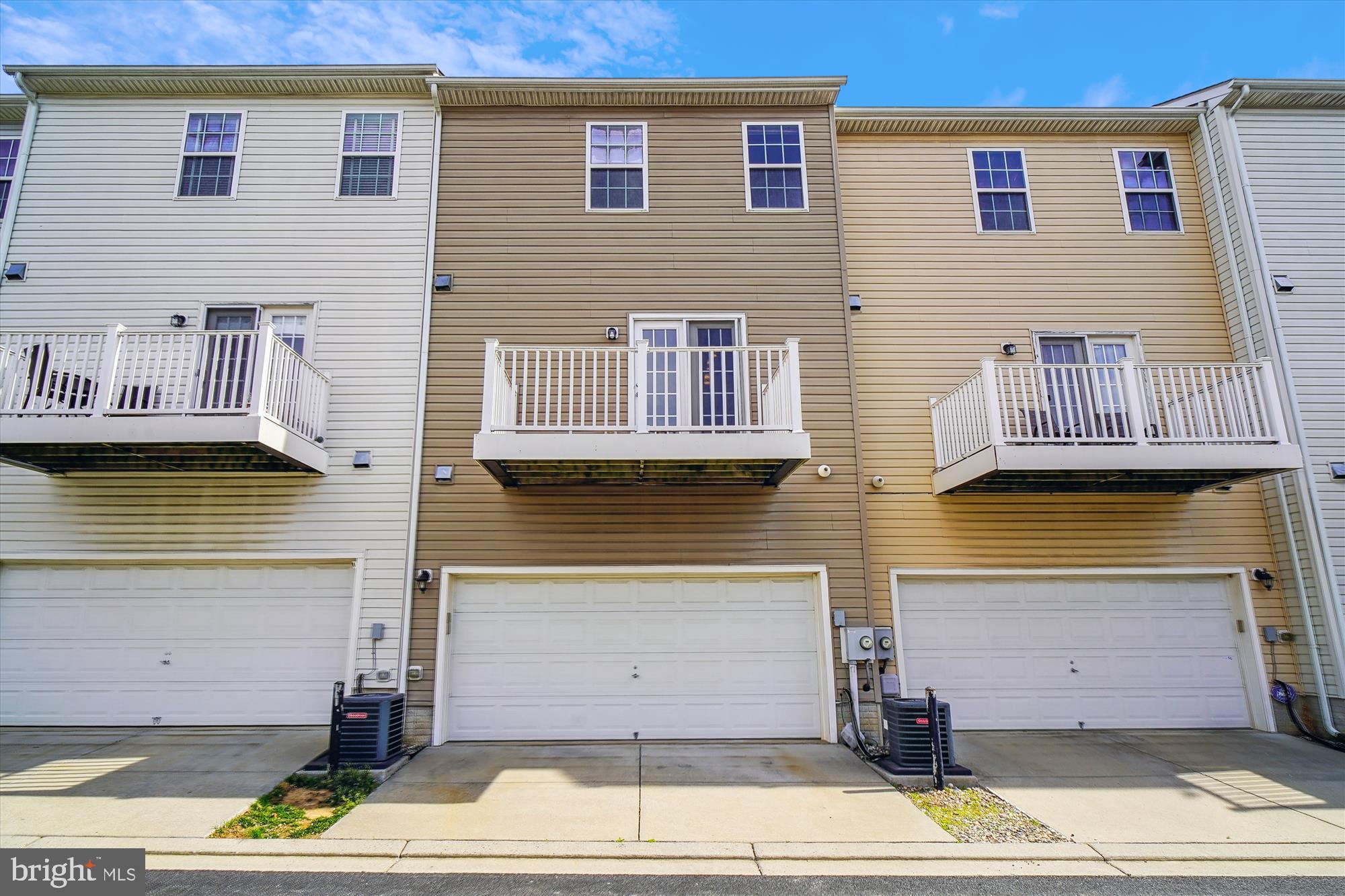 MARKET SQUARE - Residential