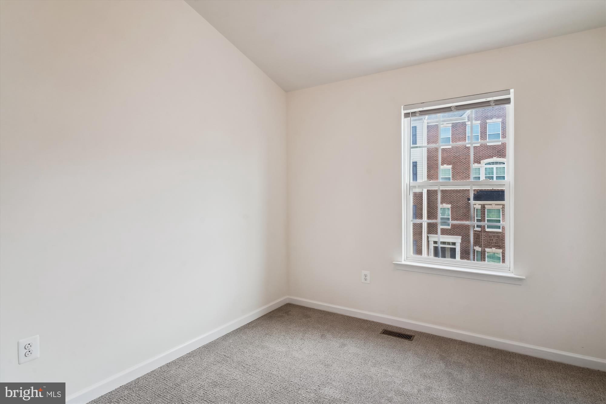 MARKET SQUARE - Residential