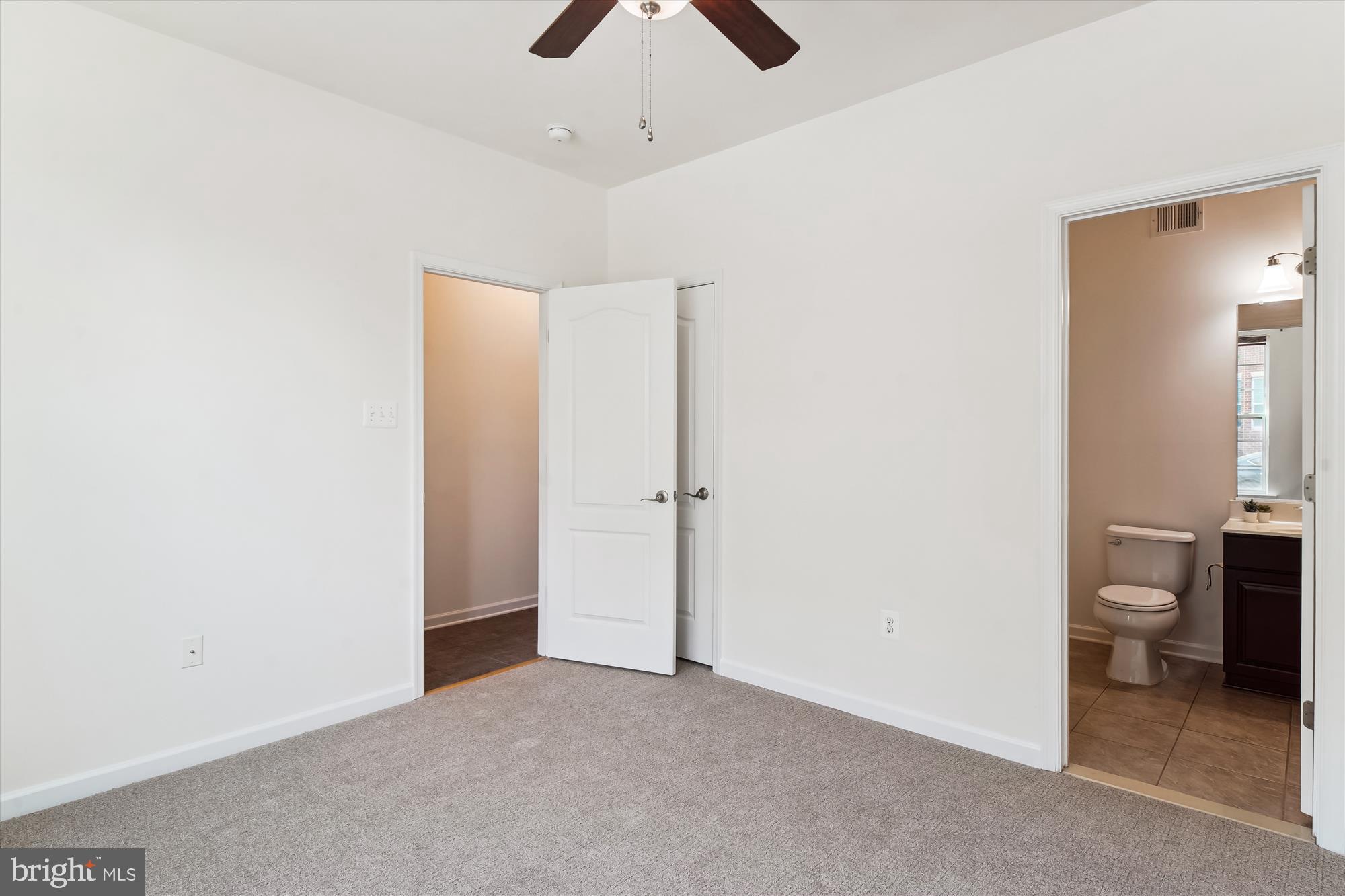 MARKET SQUARE - Residential