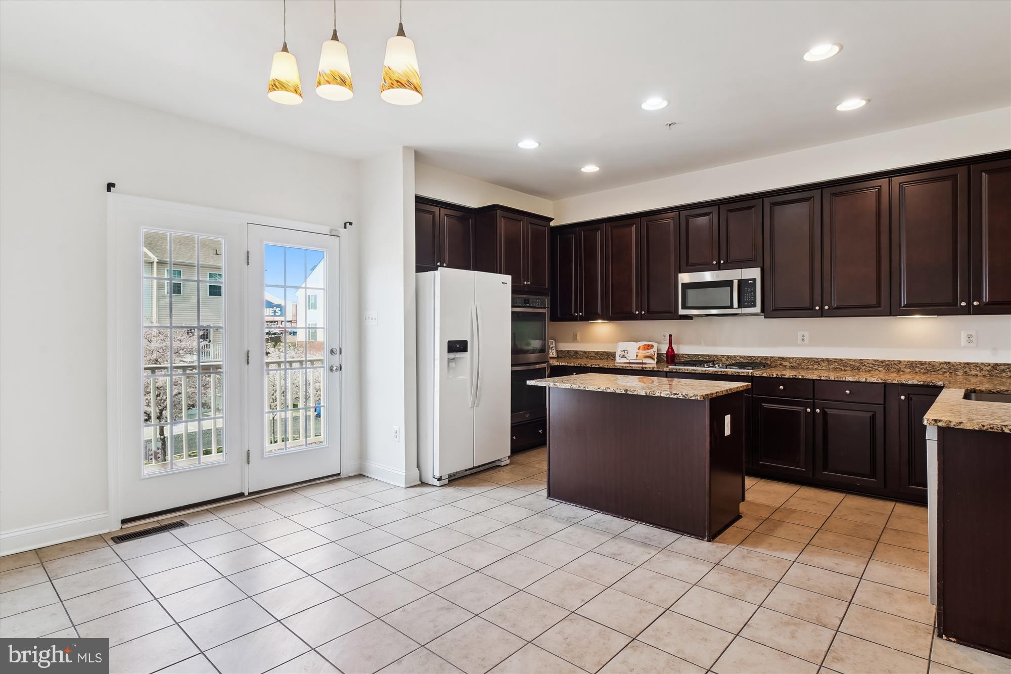 MARKET SQUARE - Residential