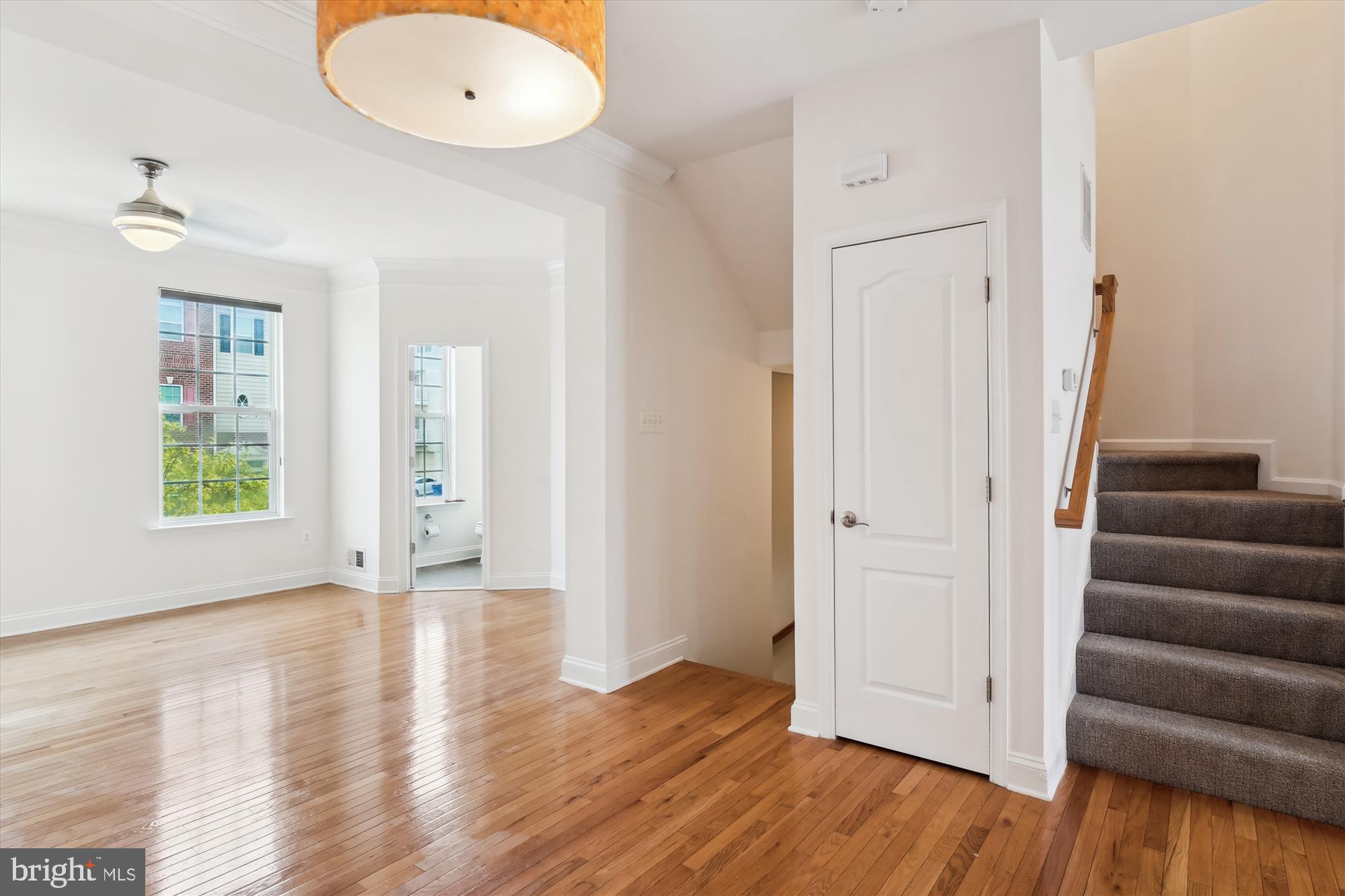 MARKET SQUARE - Residential