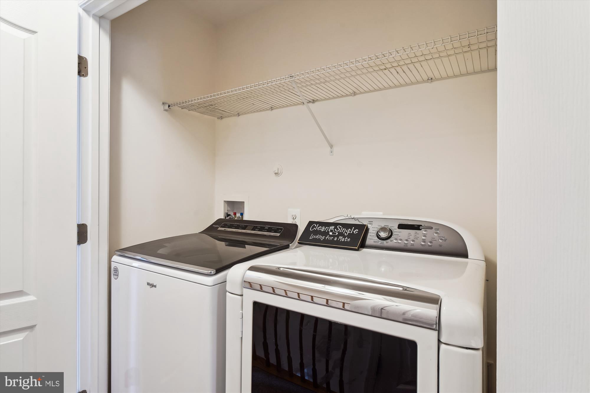 MARKET SQUARE - Residential