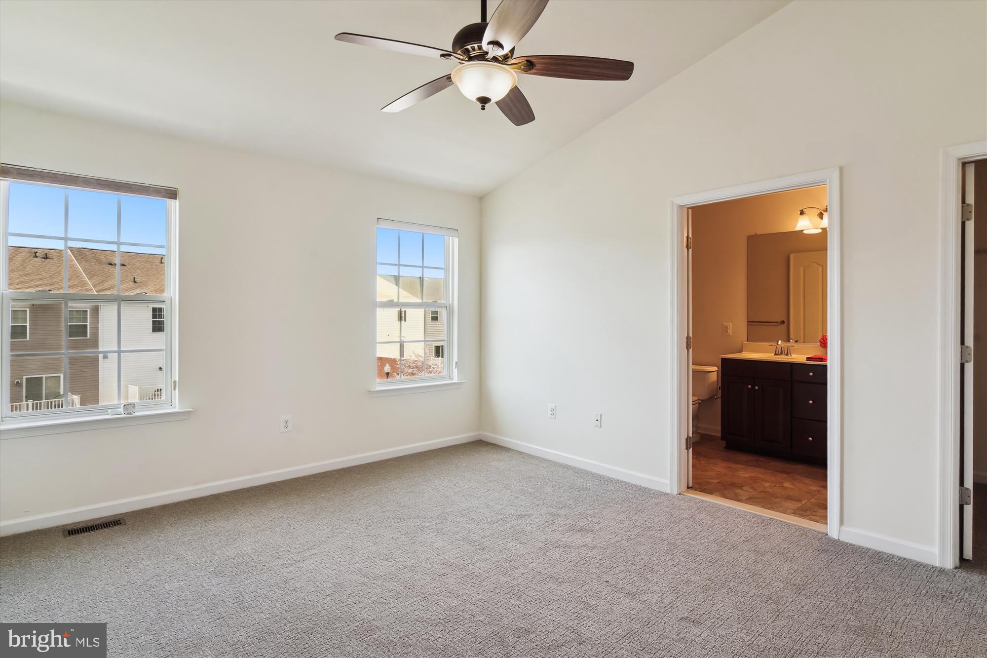 MARKET SQUARE - Residential