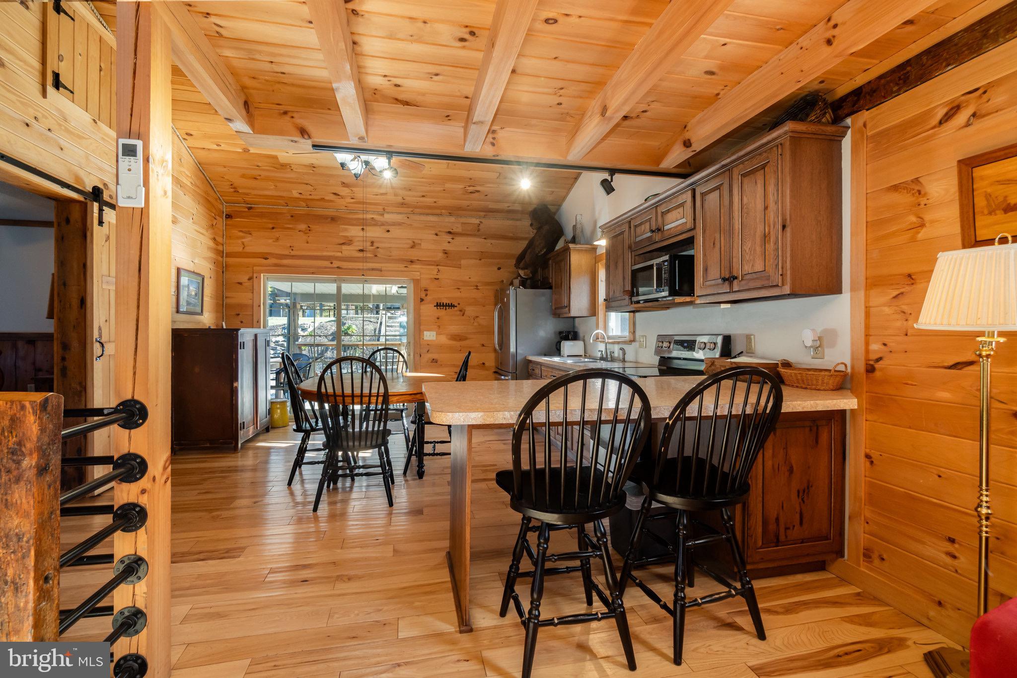 1180 CAMPBELL HOLLOW ROAD