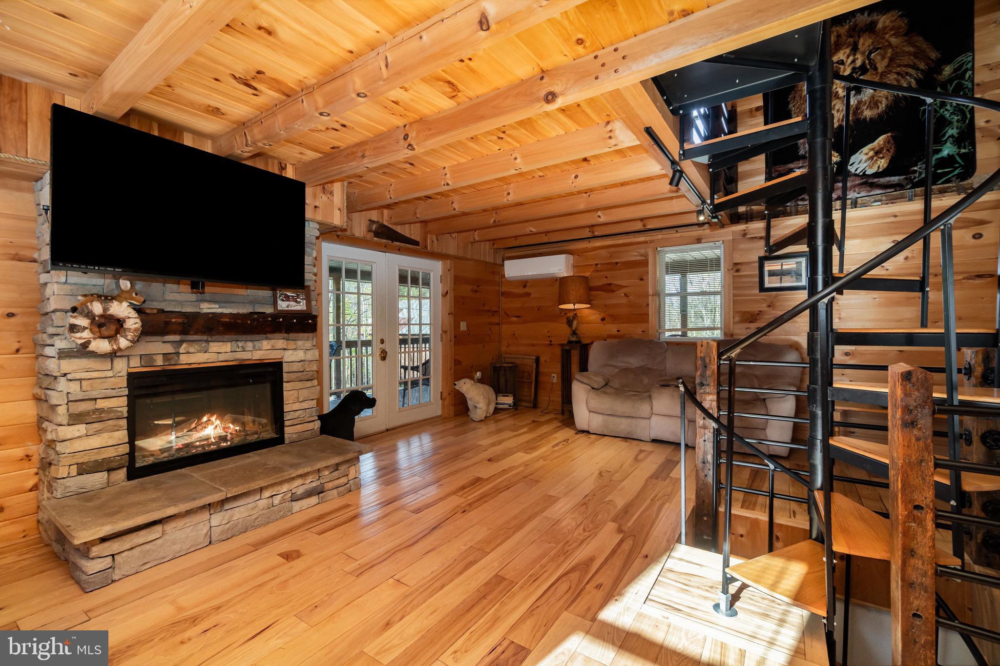 1180 CAMPBELL HOLLOW ROAD