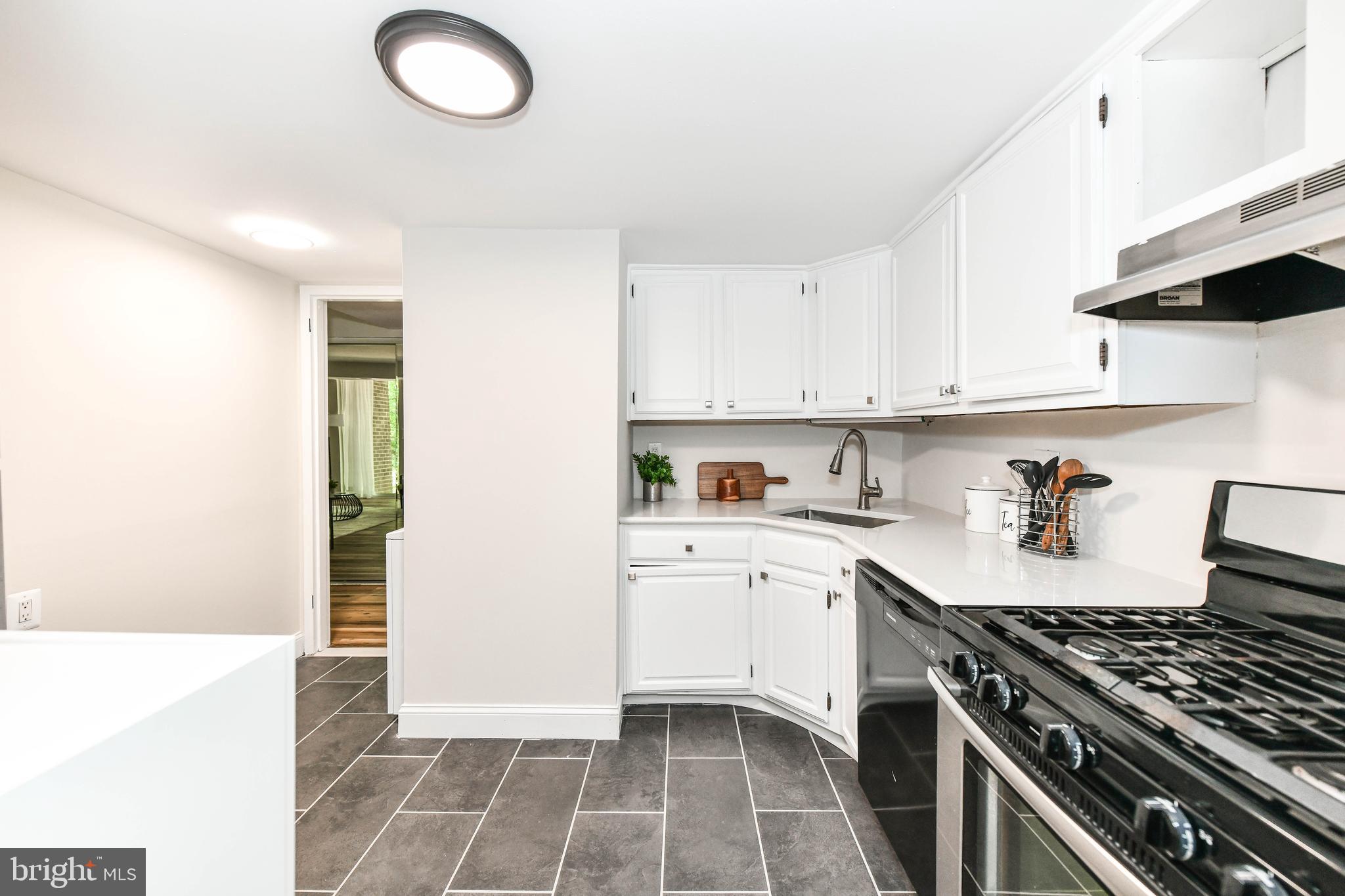 NORTHGATE CONDO - Residential