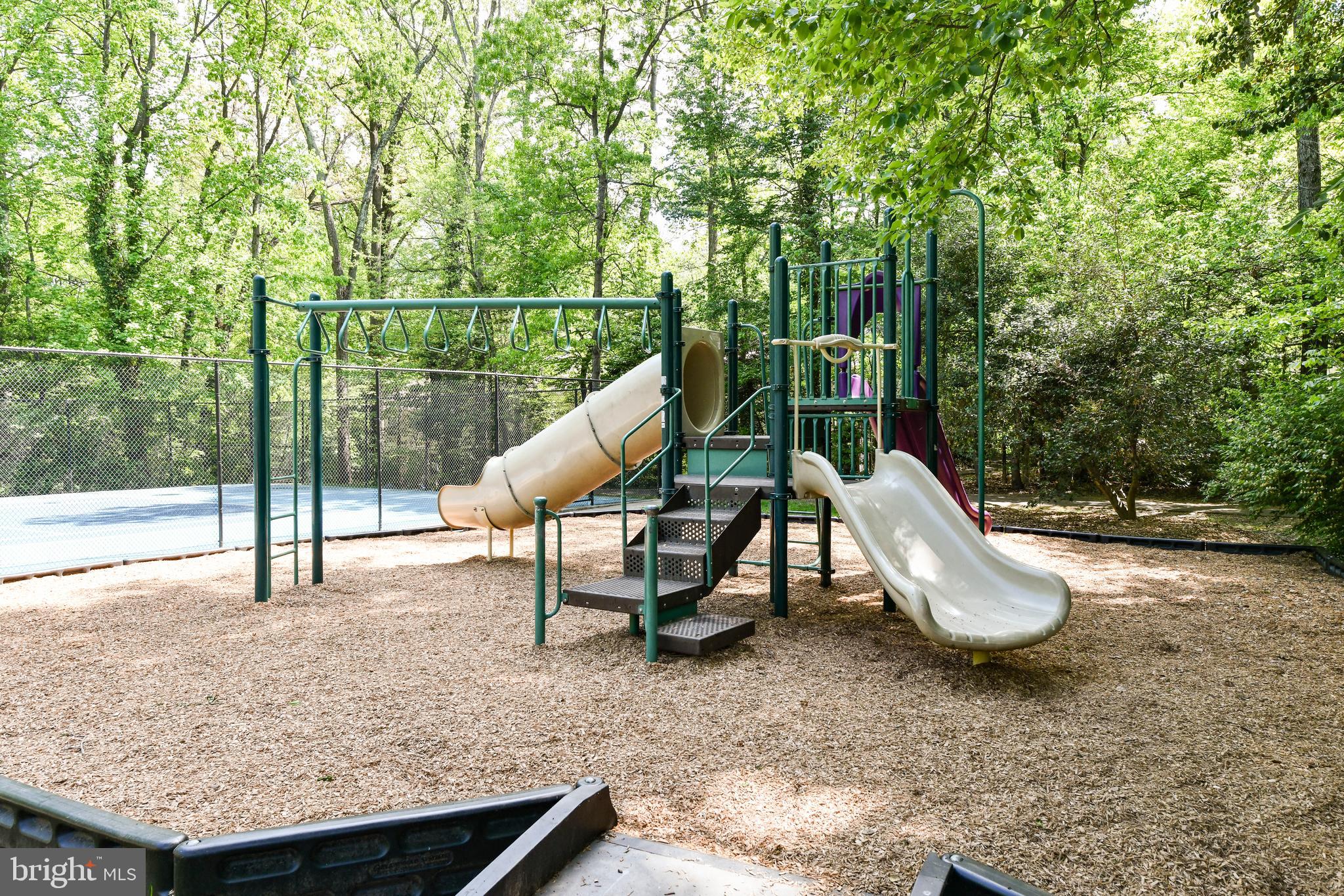 NORTHGATE CONDO - Residential