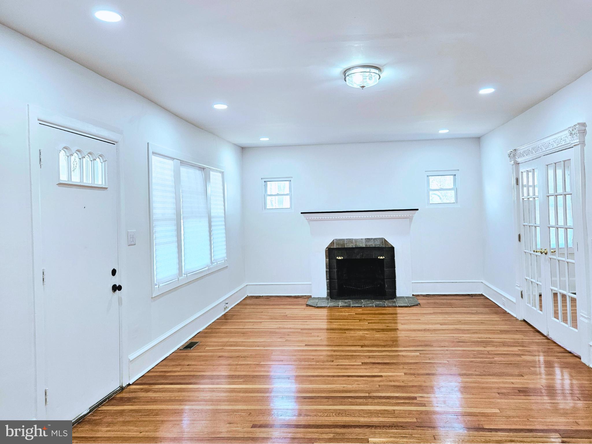 FOLCROFT - Residential