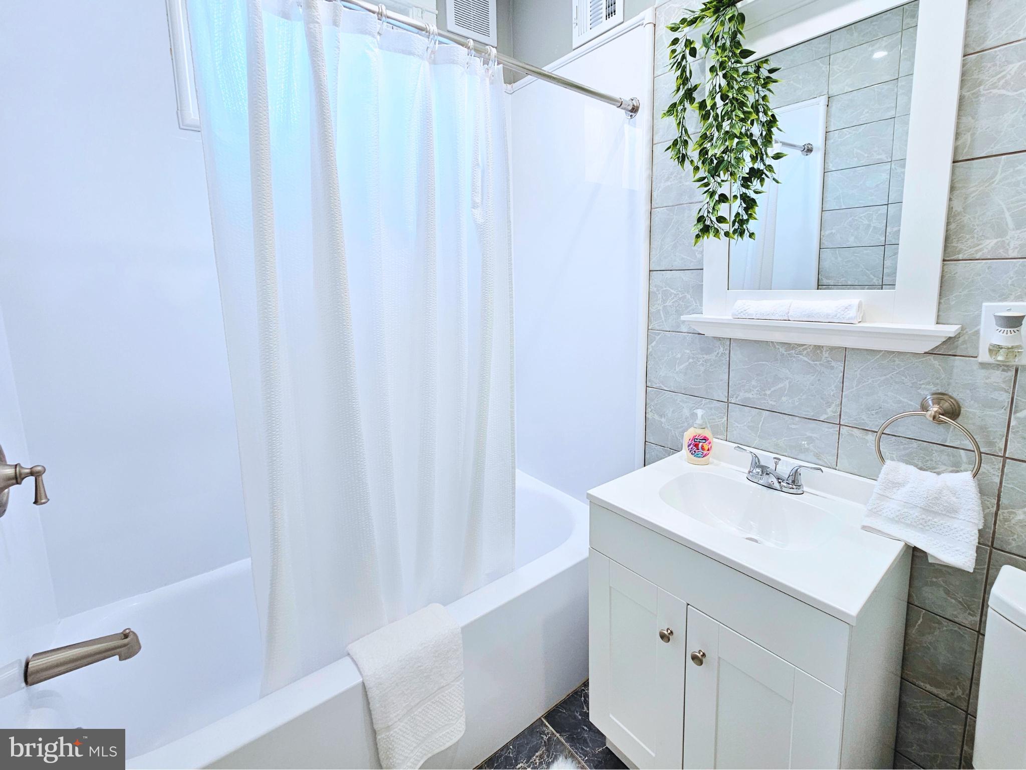 FOLCROFT - Residential