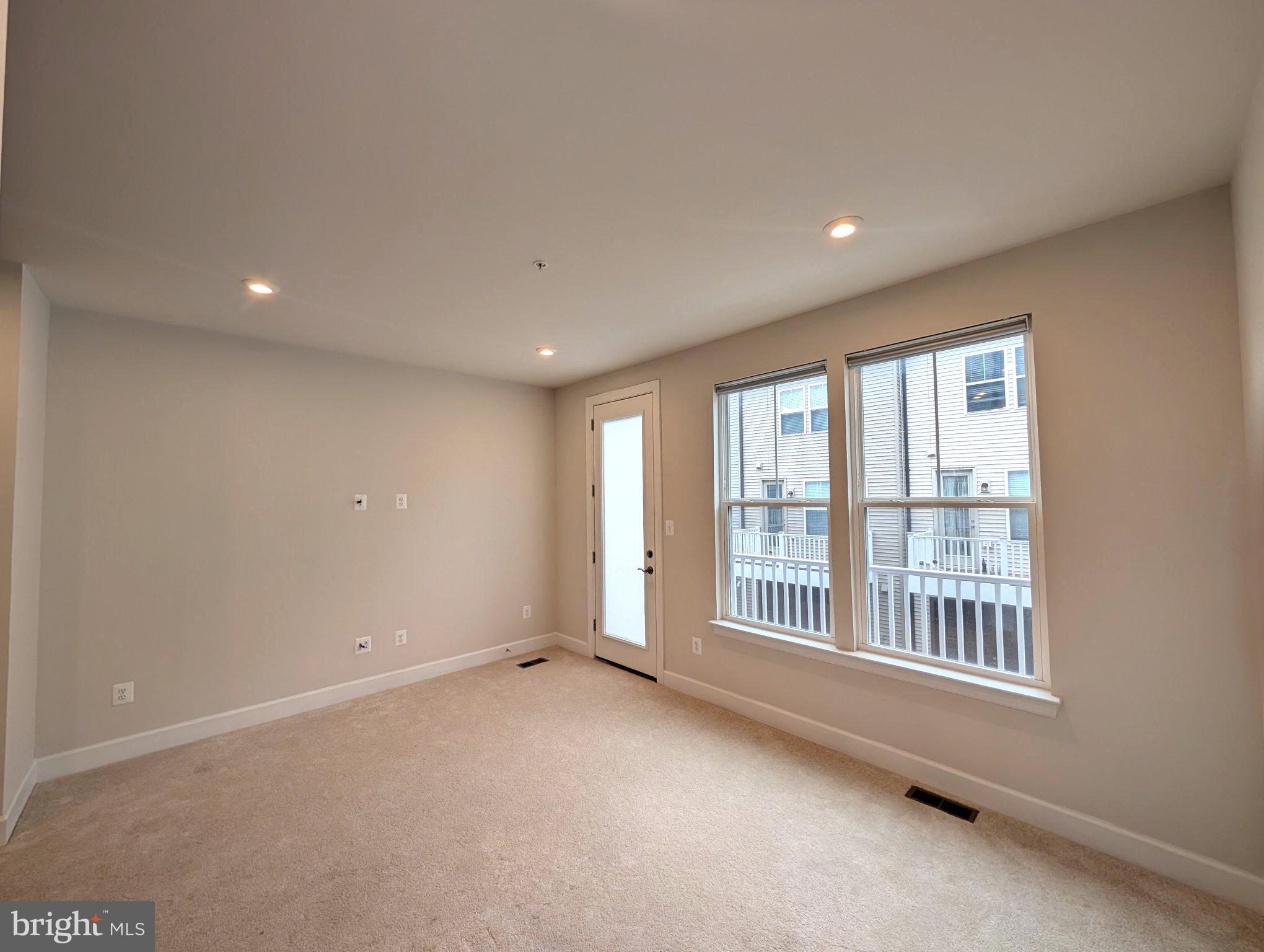 3511 CARNABY STREET