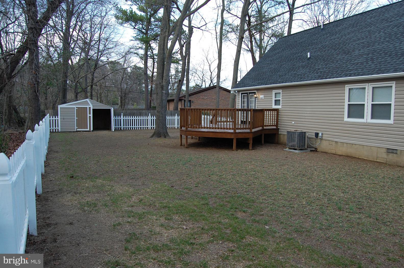 CEDAR COVE - Residential Lease