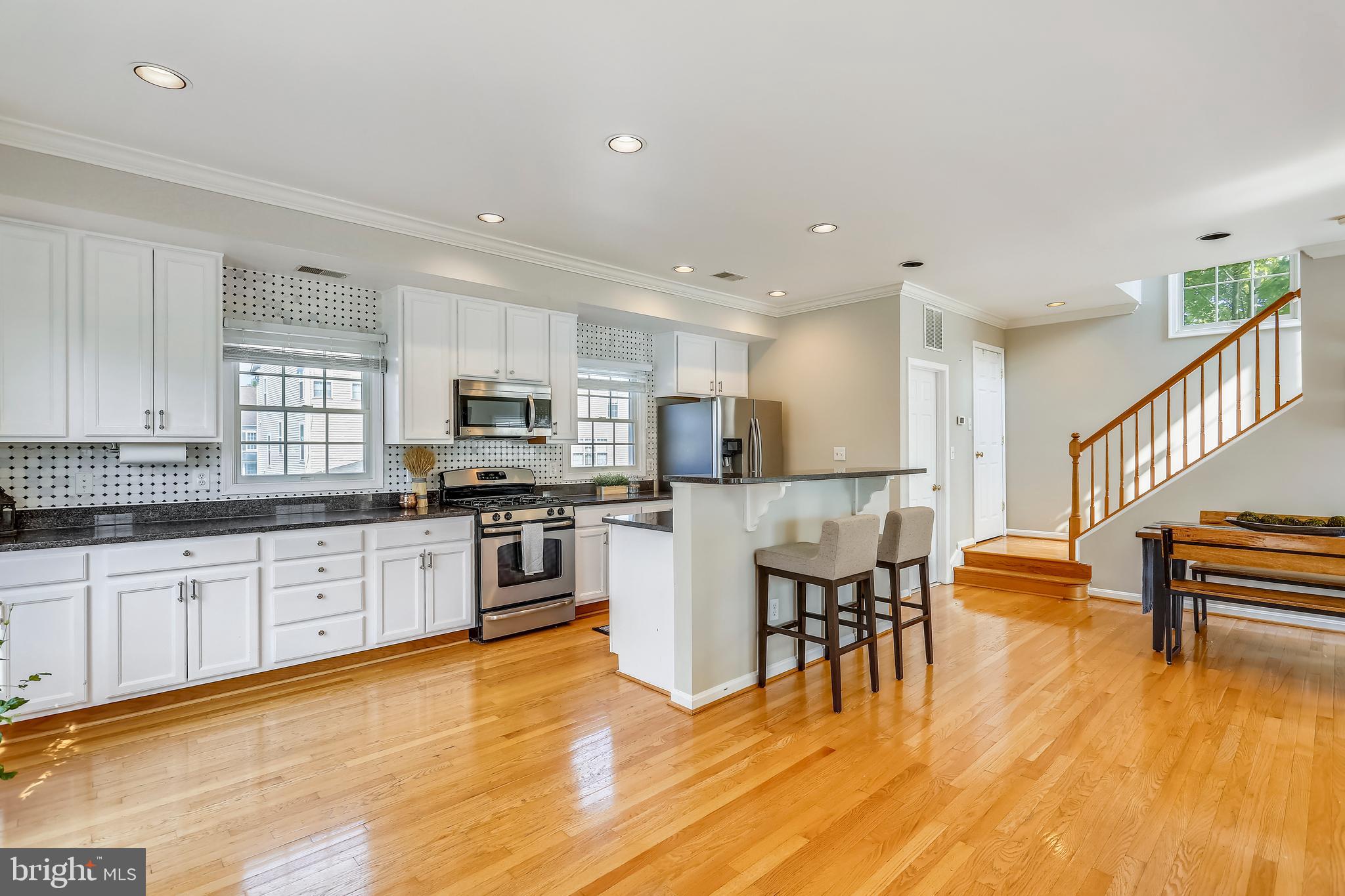 LAKELANDS - Residential Lease