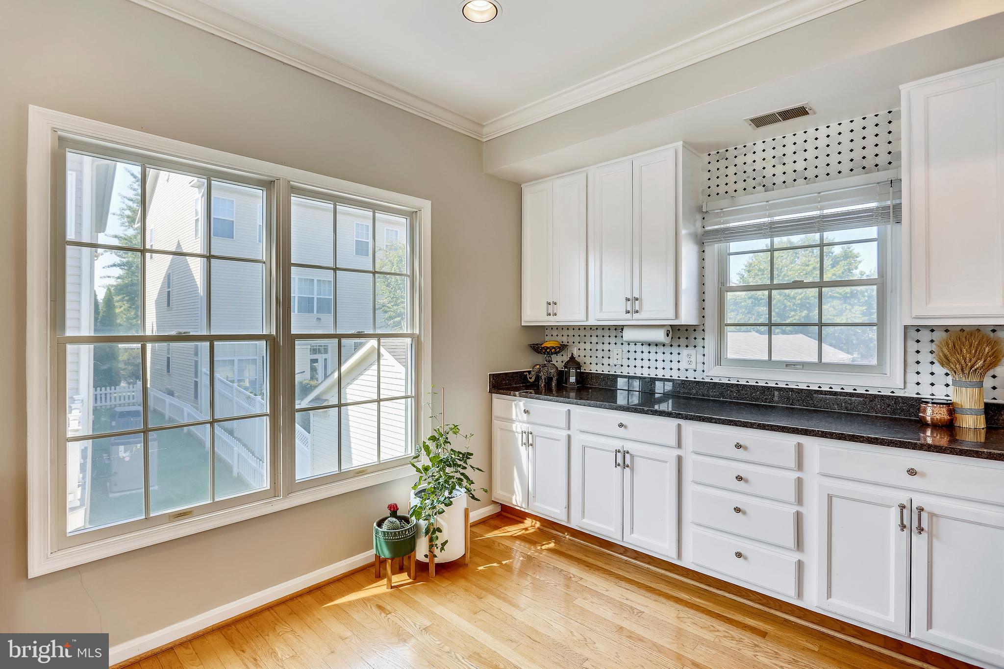 LAKELANDS - Residential Lease