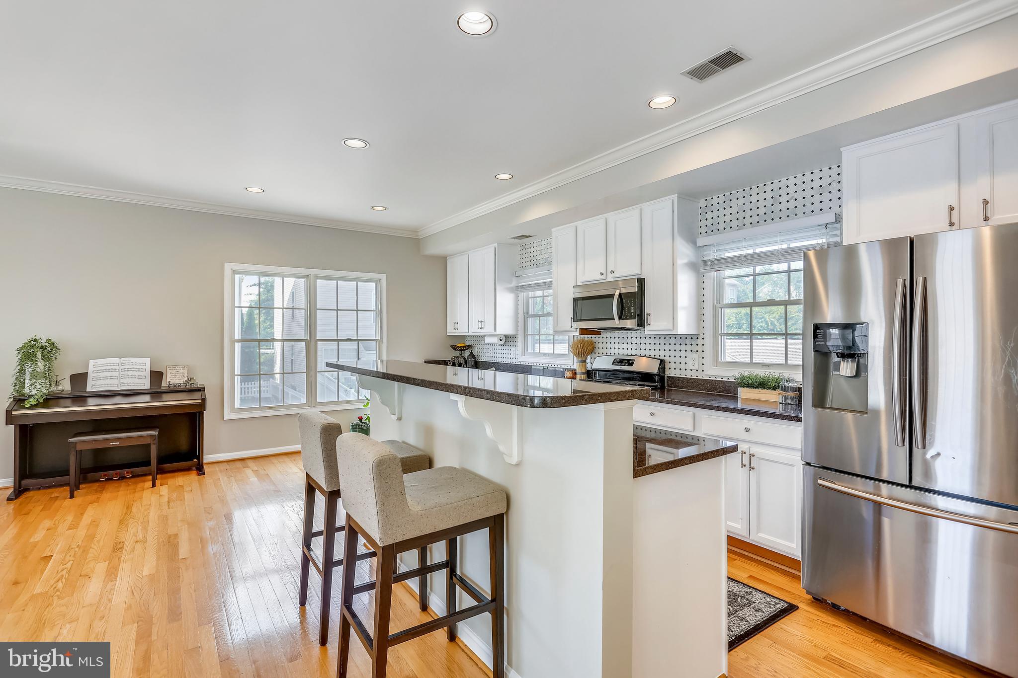 LAKELANDS - Residential Lease