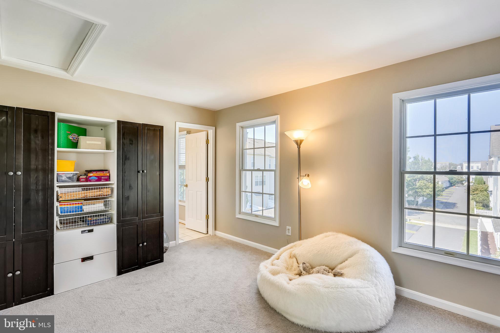 LAKELANDS - Residential Lease