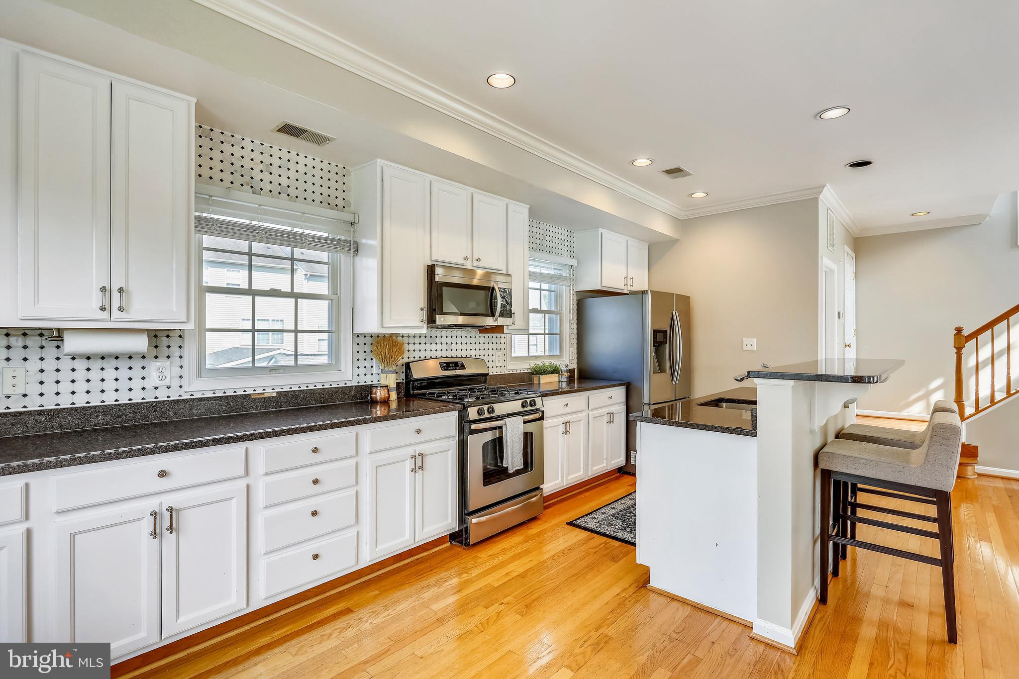 LAKELANDS - Residential Lease