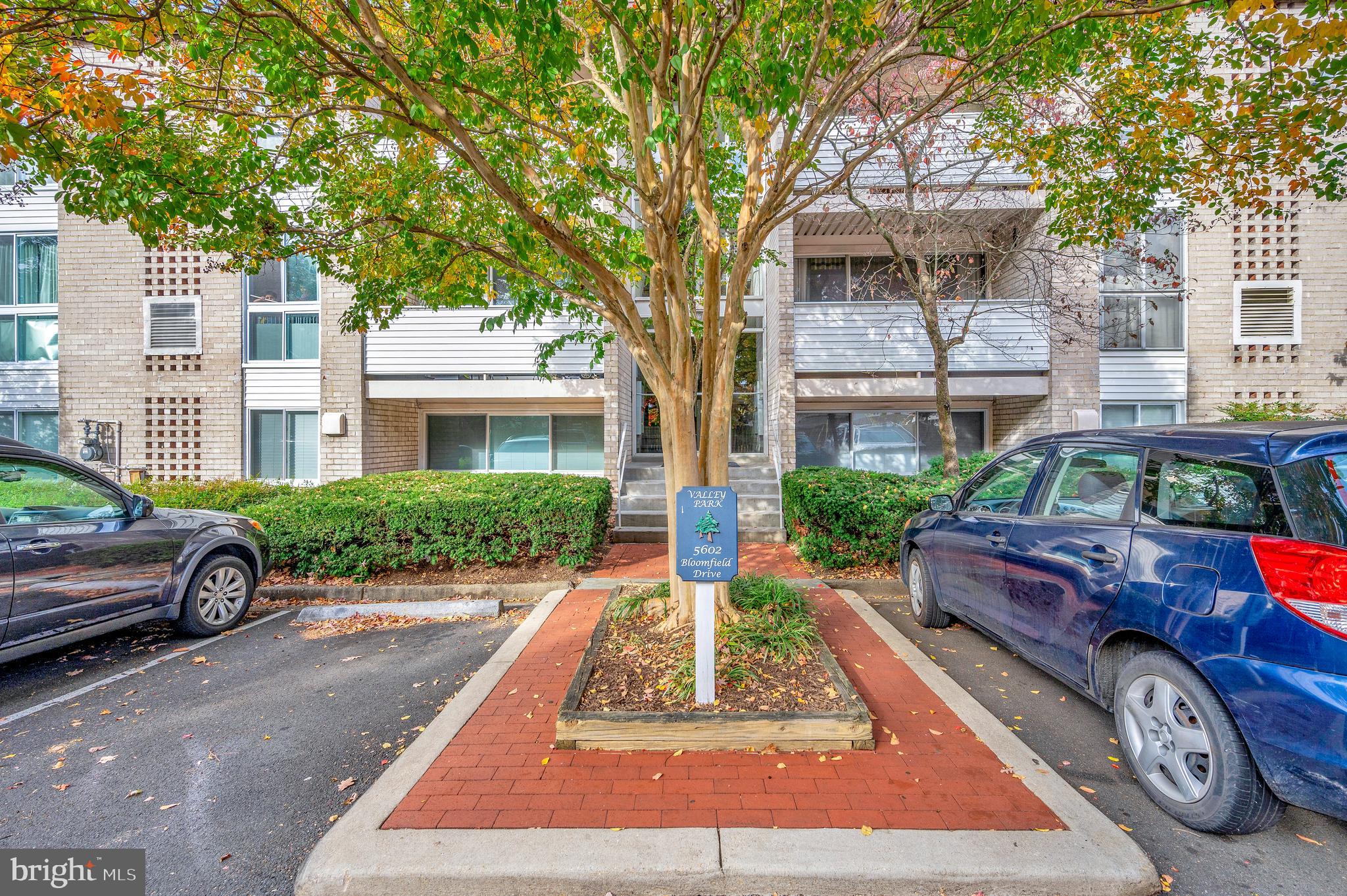 VALLEY PARK CONDOMINIUMS - Residential