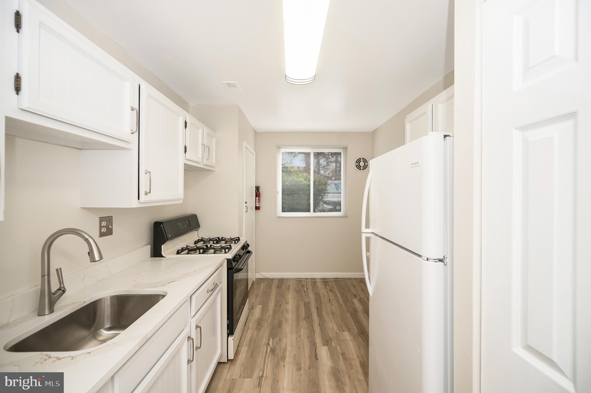 VALLEY PARK CONDOMINIUMS - Residential