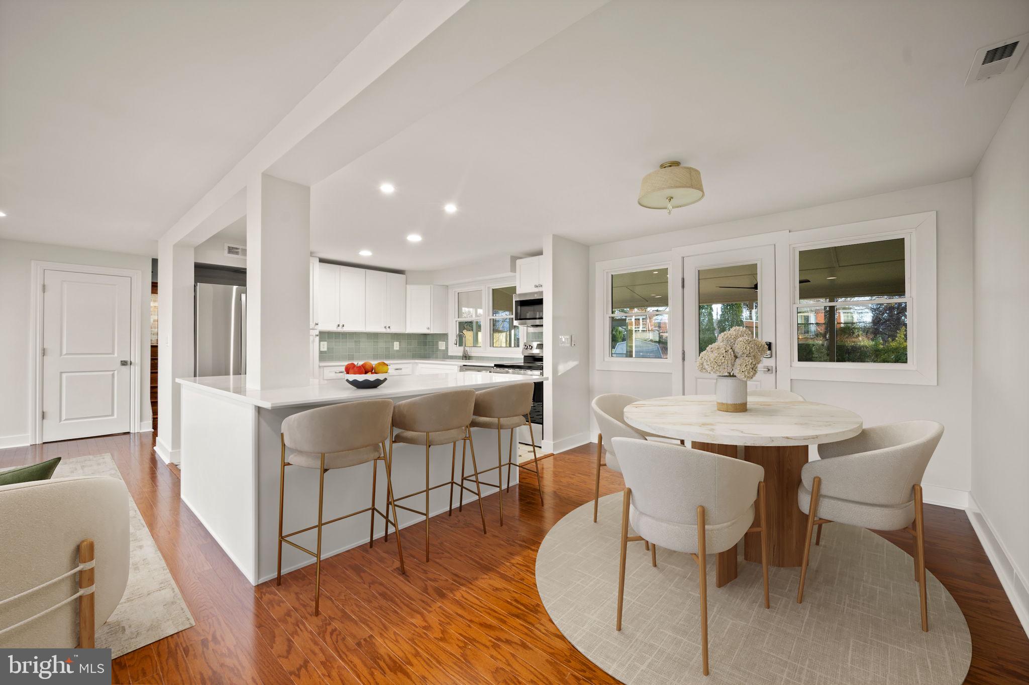 SUBURBAN GREENS - Residential