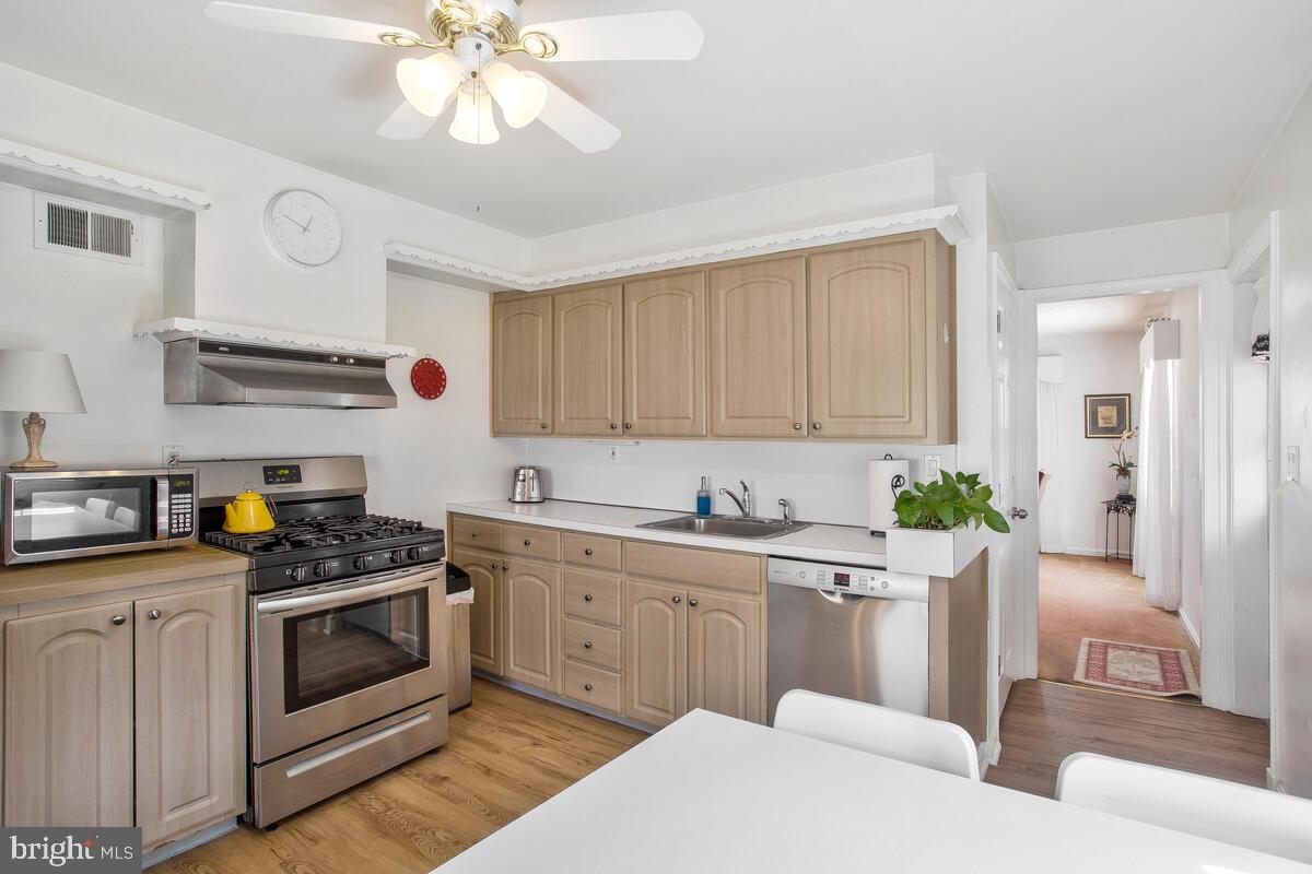 HOLLYWOOD - Residential