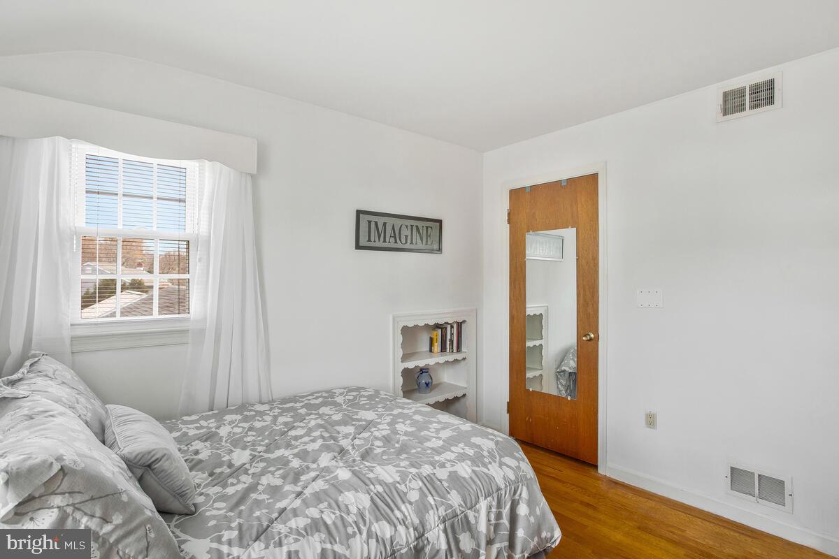 HOLLYWOOD - Residential