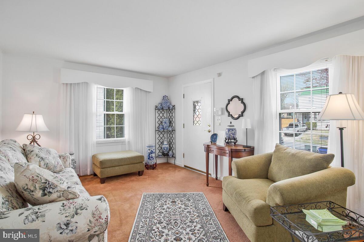 HOLLYWOOD - Residential