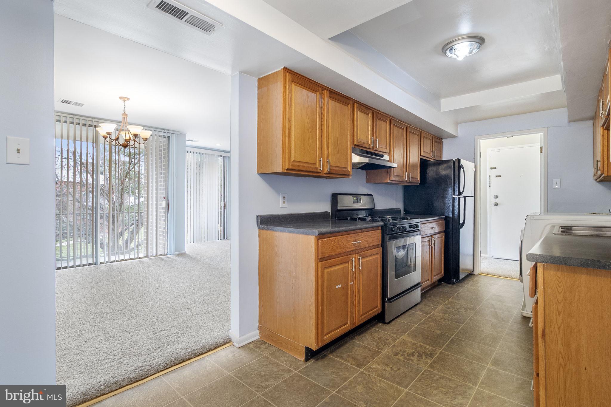 PINES CONDOMINIUM - Residential