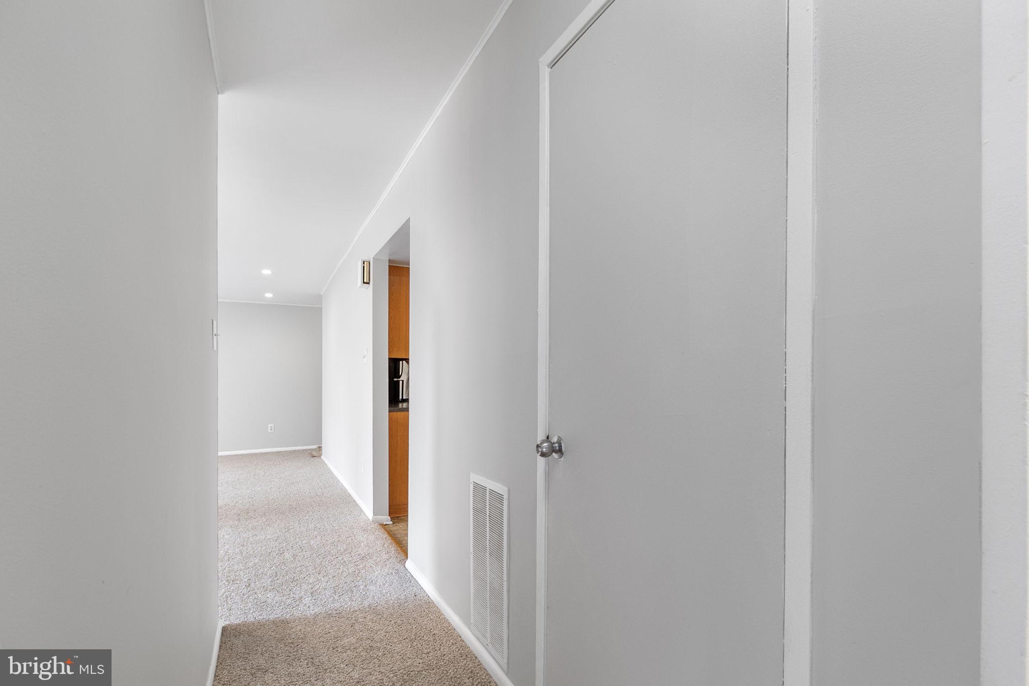 PINES CONDOMINIUM - Residential